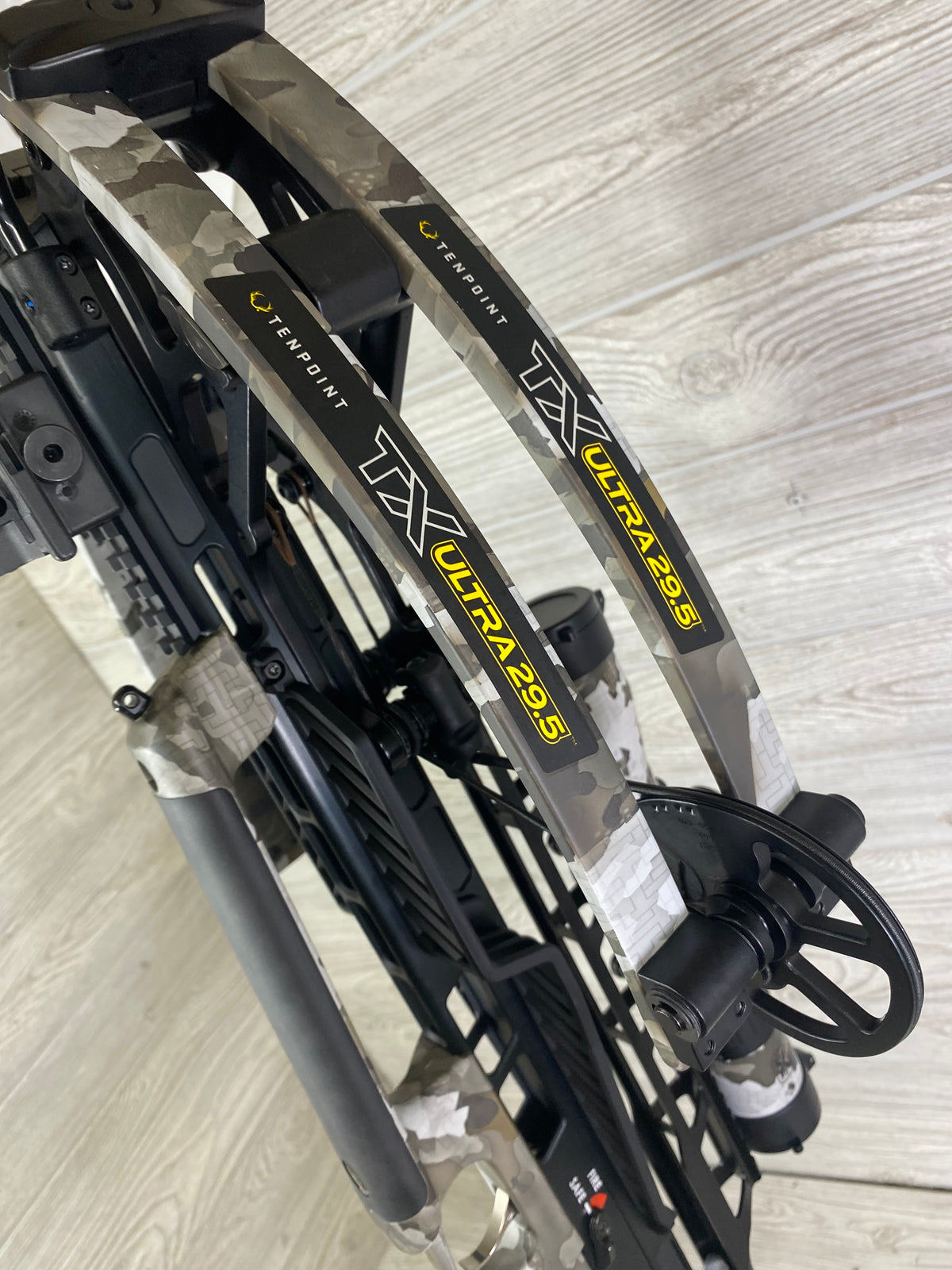 Lightly Used Tenpoint TX 29.5 Ultra Crossbow EVO-X Elite Vektra PKG