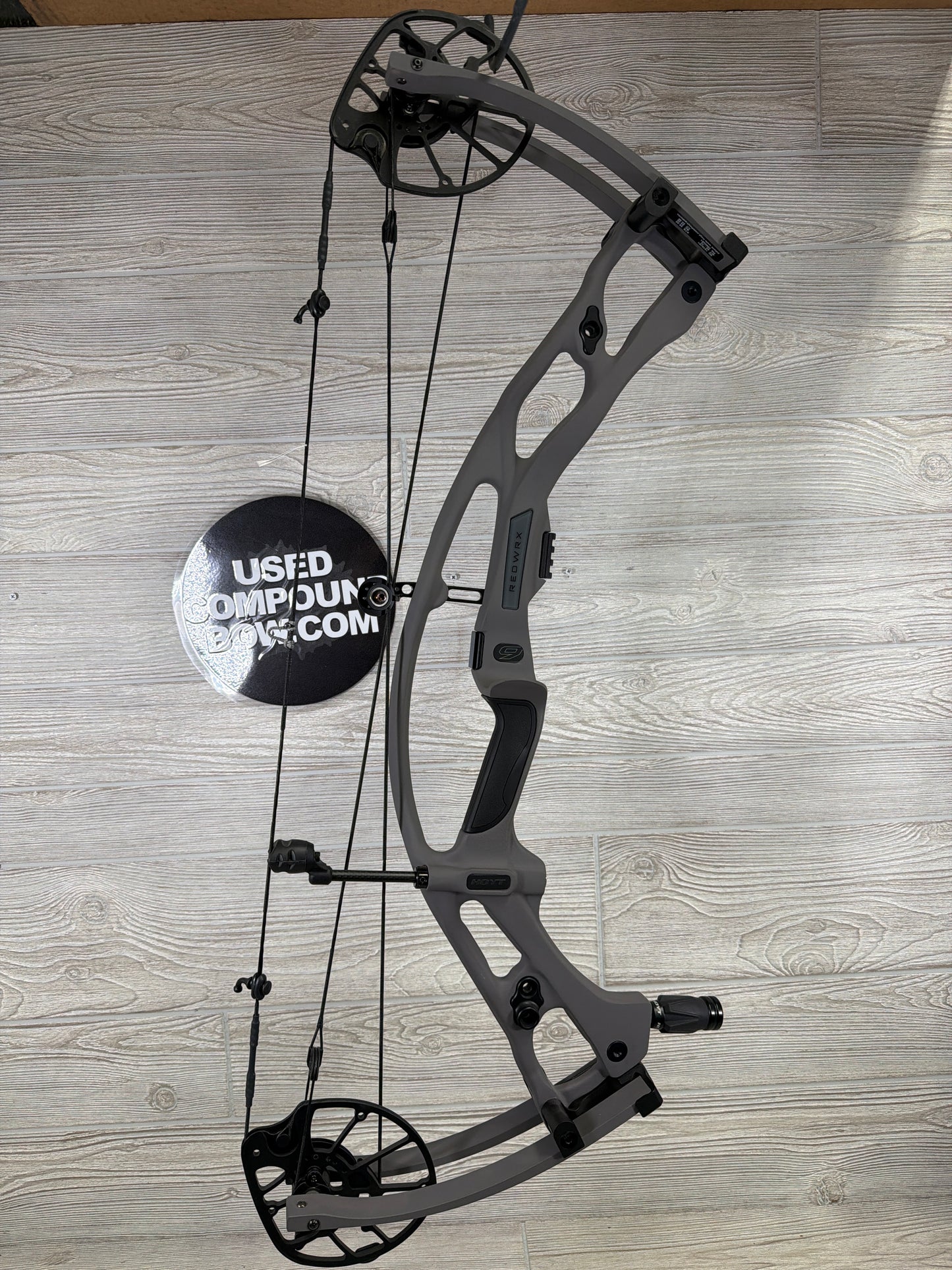 Used Hoyt RX-9 Left Handed 60-70# Tombstone