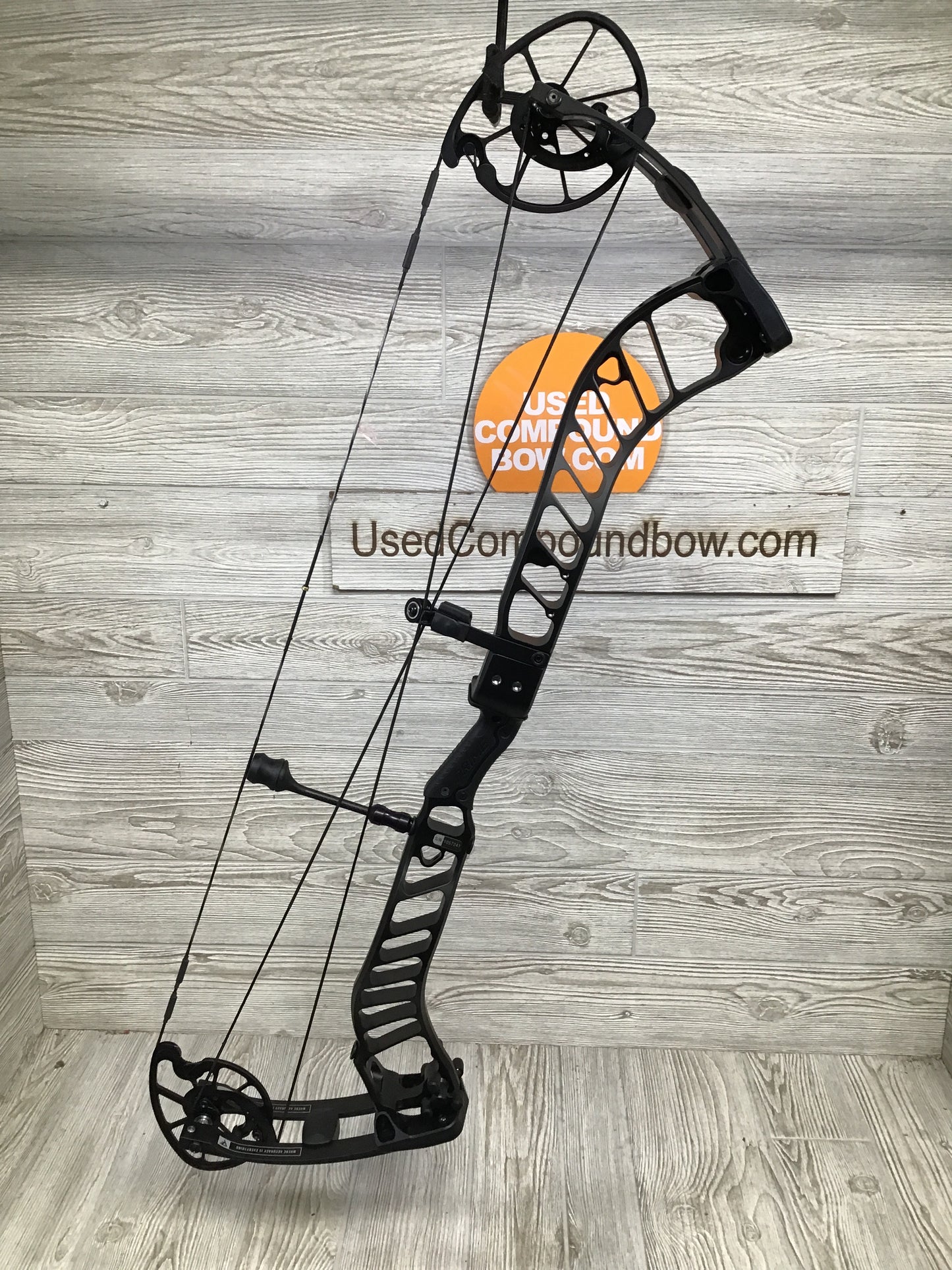 Brand New Prime Revex 6 Right Handed Black 50-60# 27.5-31"