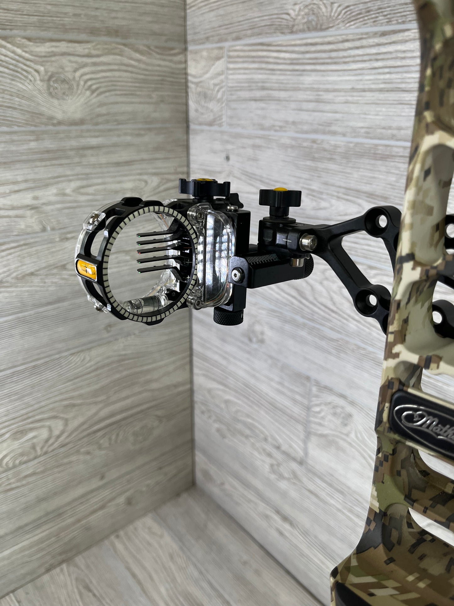 Used Mathews Traverse Right Handed 50-60lb Sub Alpine LOADED Package