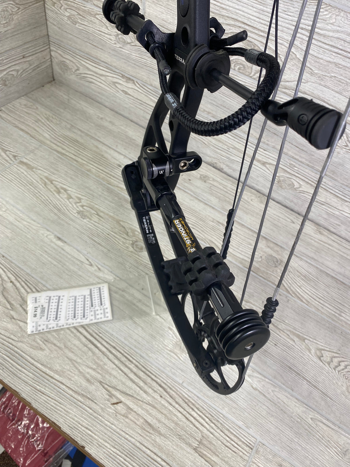 Used Elite Terrain RH Black 25.5-31.5" 55-70# Bow LOADED