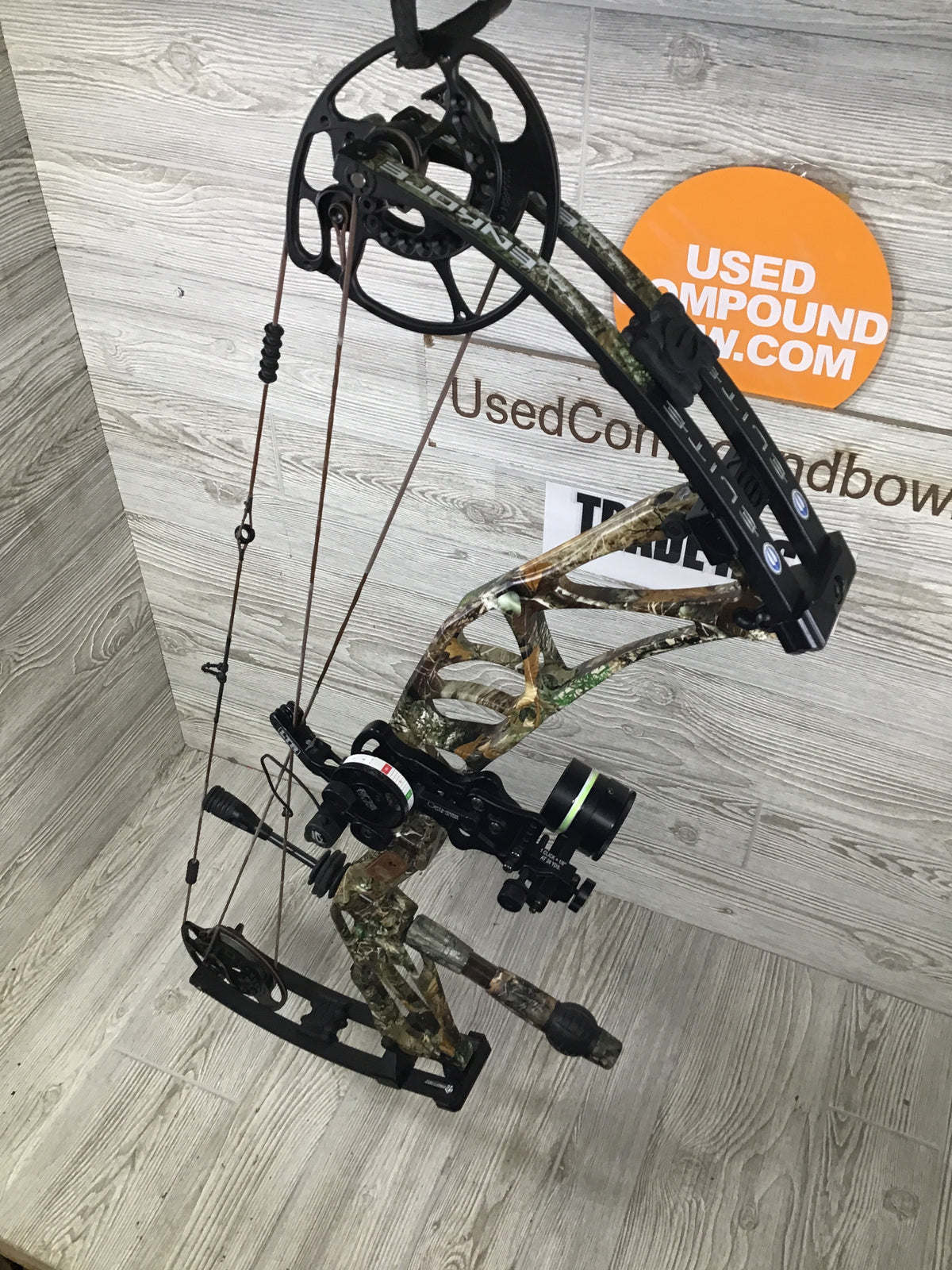 Elite Enkore Package 50-60# RH 26-30" Camo