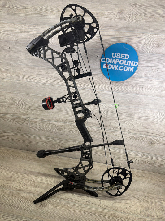 Mathews VXR 28 28" 70lb Stone Riser/Elevated II Limbs Bow Pkg