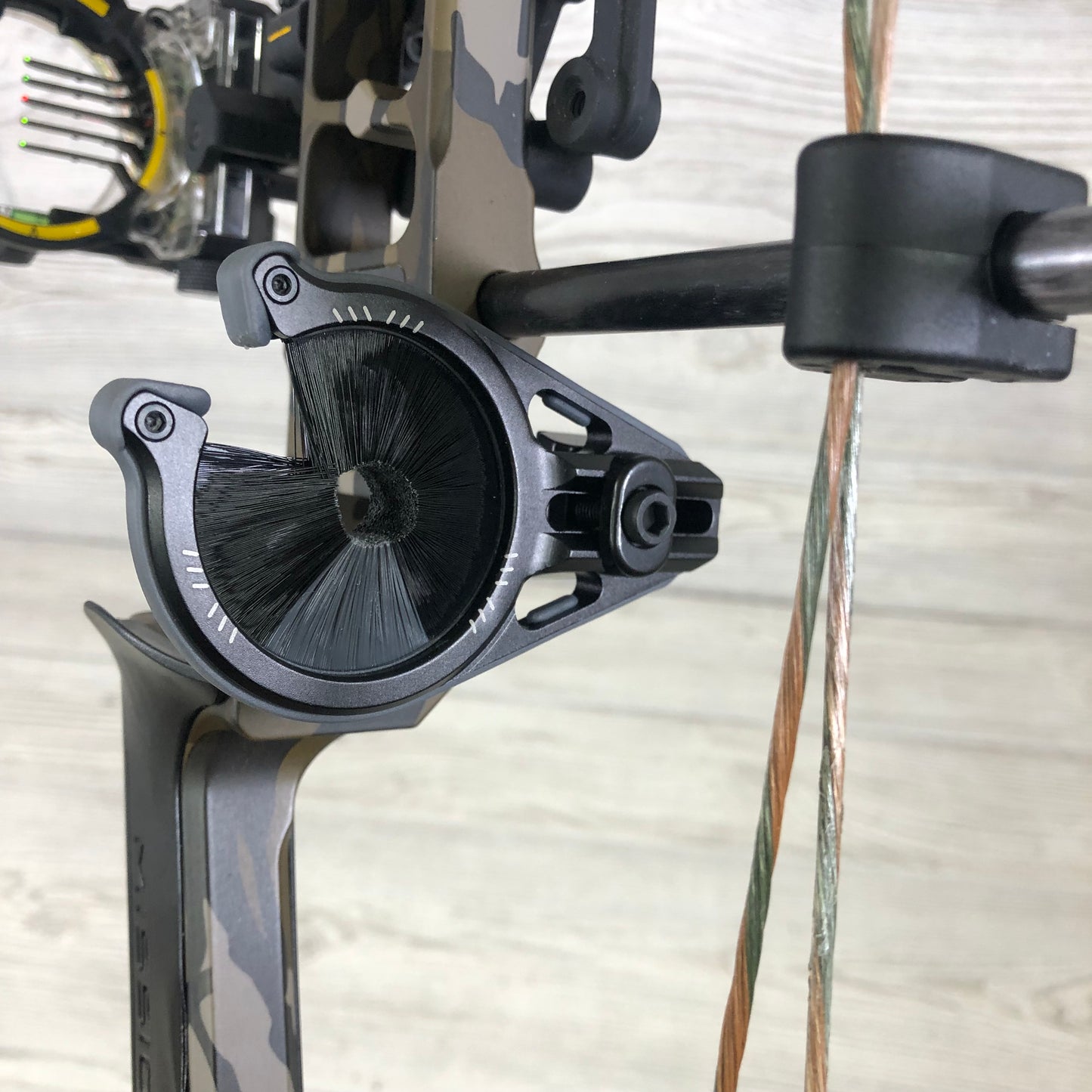 Used Mission Stryde RH bottomland 50-70# package