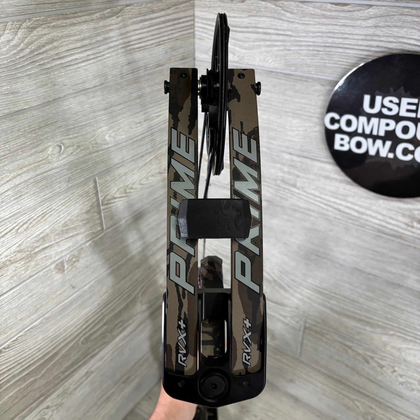 Used Prime RVX+ 32 Right Handed 70lbs Bottomlands
