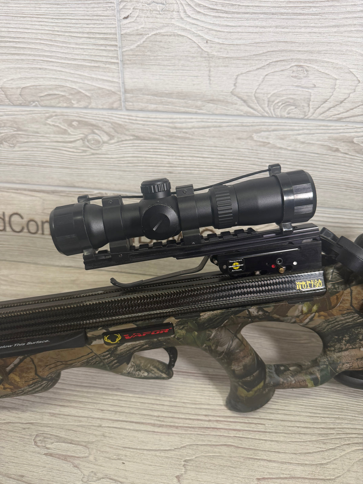 Used Tenpoint Vapor Crossbow w/ Case