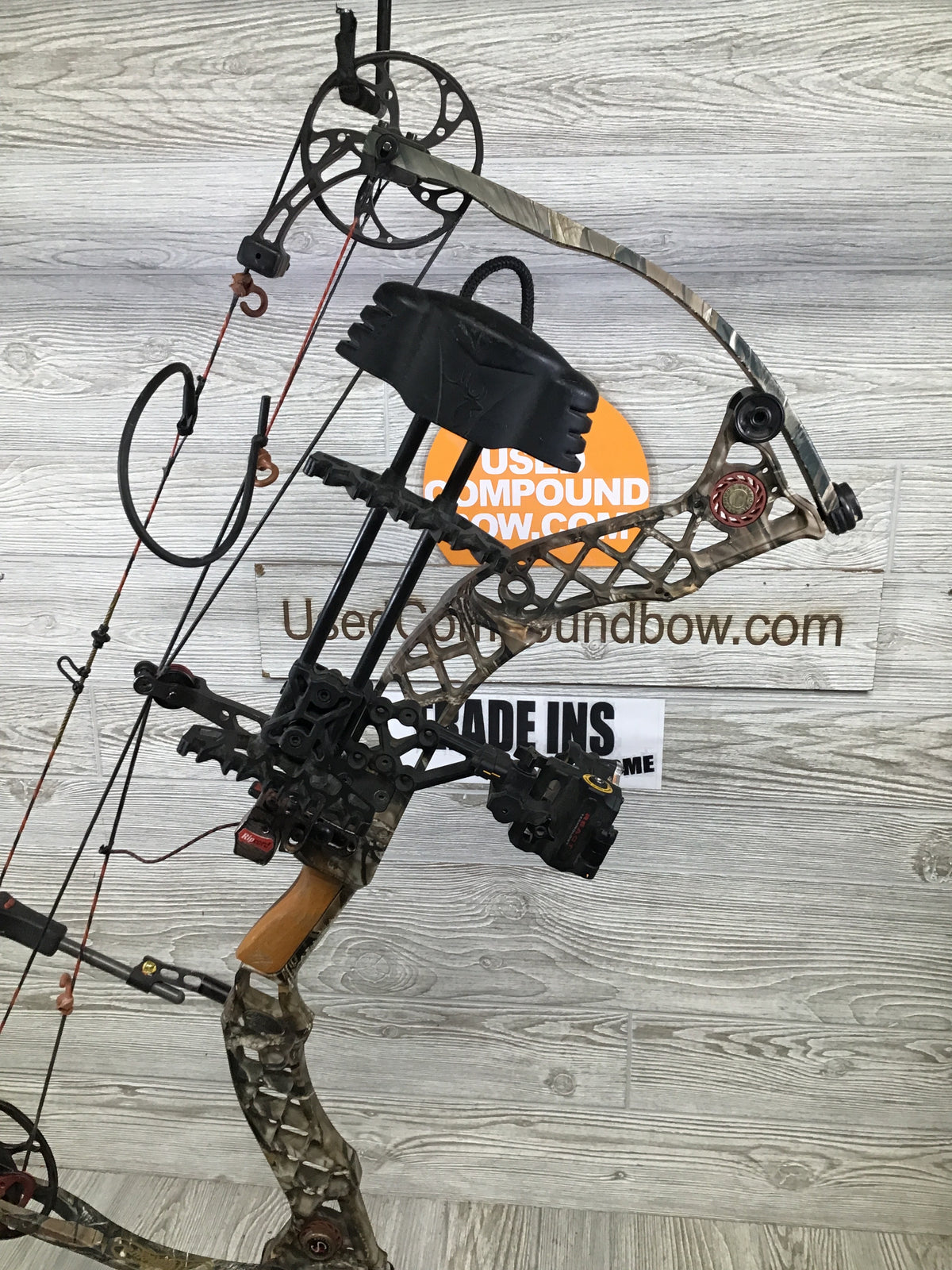 Used Mathews Z7 Right Hand 29" 70# Package