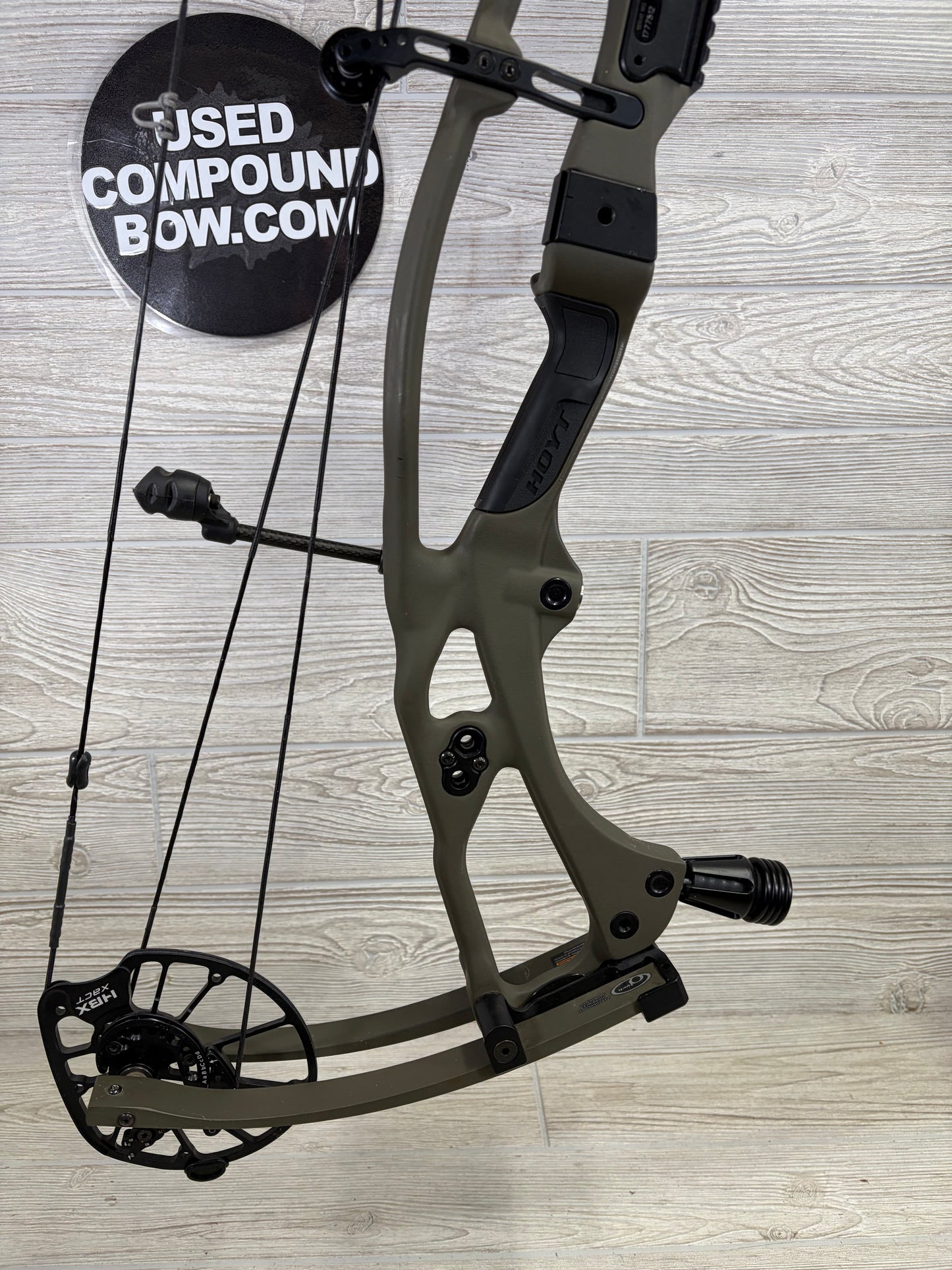 Hoyt RX-8 Ultra Right Hand Wilderness Green 60-70lbs 27-32"