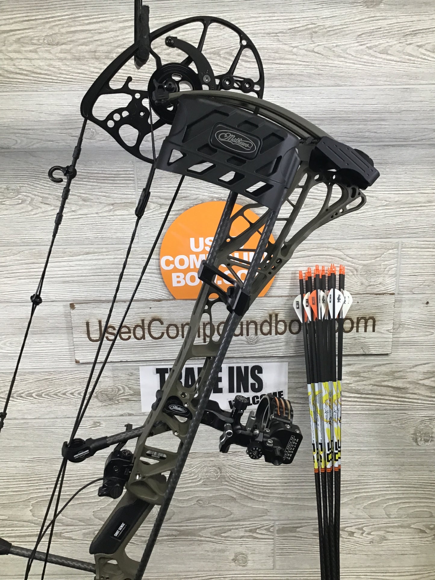 Used Mathews Lift X 29.5 Right Hand Ambush Green 26.5"/70# LOADED Package