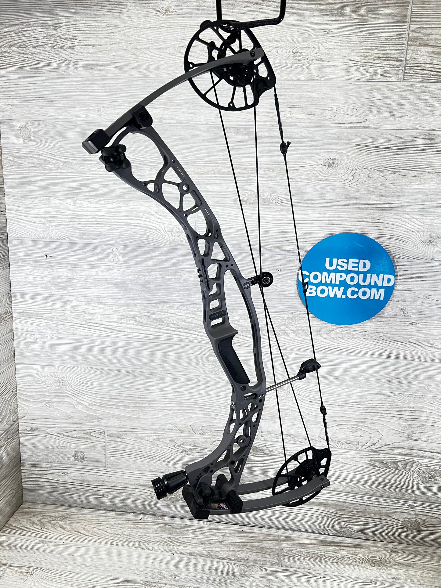 Used Hoyt Alpha X 30 Tombstone 60-70# 25" - 30" Right Hand