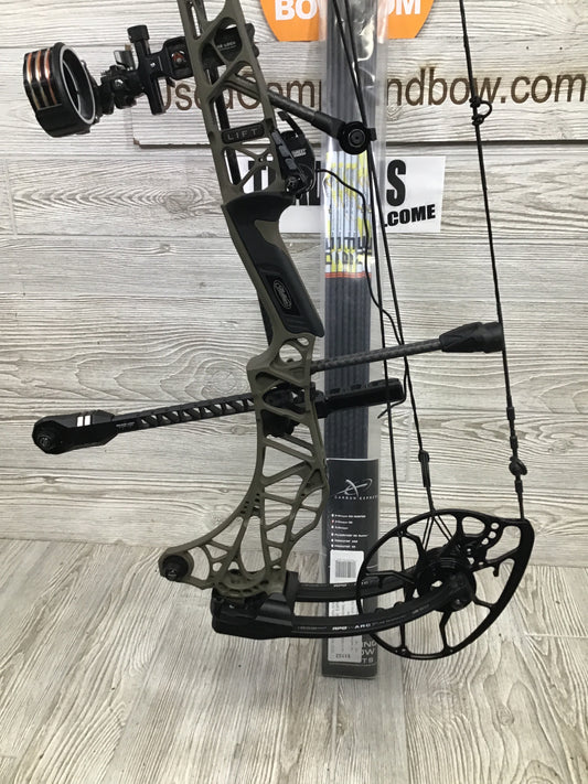 Used Mathews Lift X 29.5 Right Hand Ambush riser/ Black Limbs 30/60# LOADED Pkg