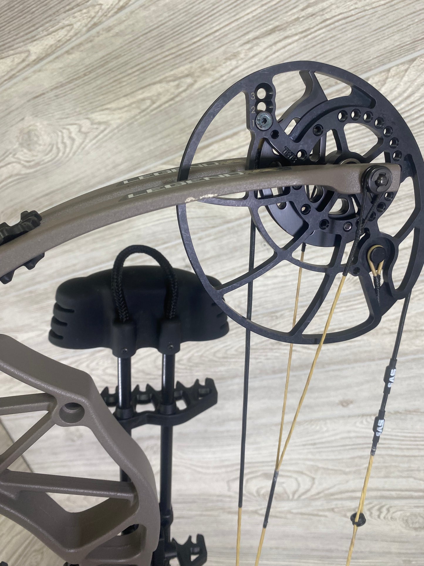 Used Bear Legend XR RH Gray Package