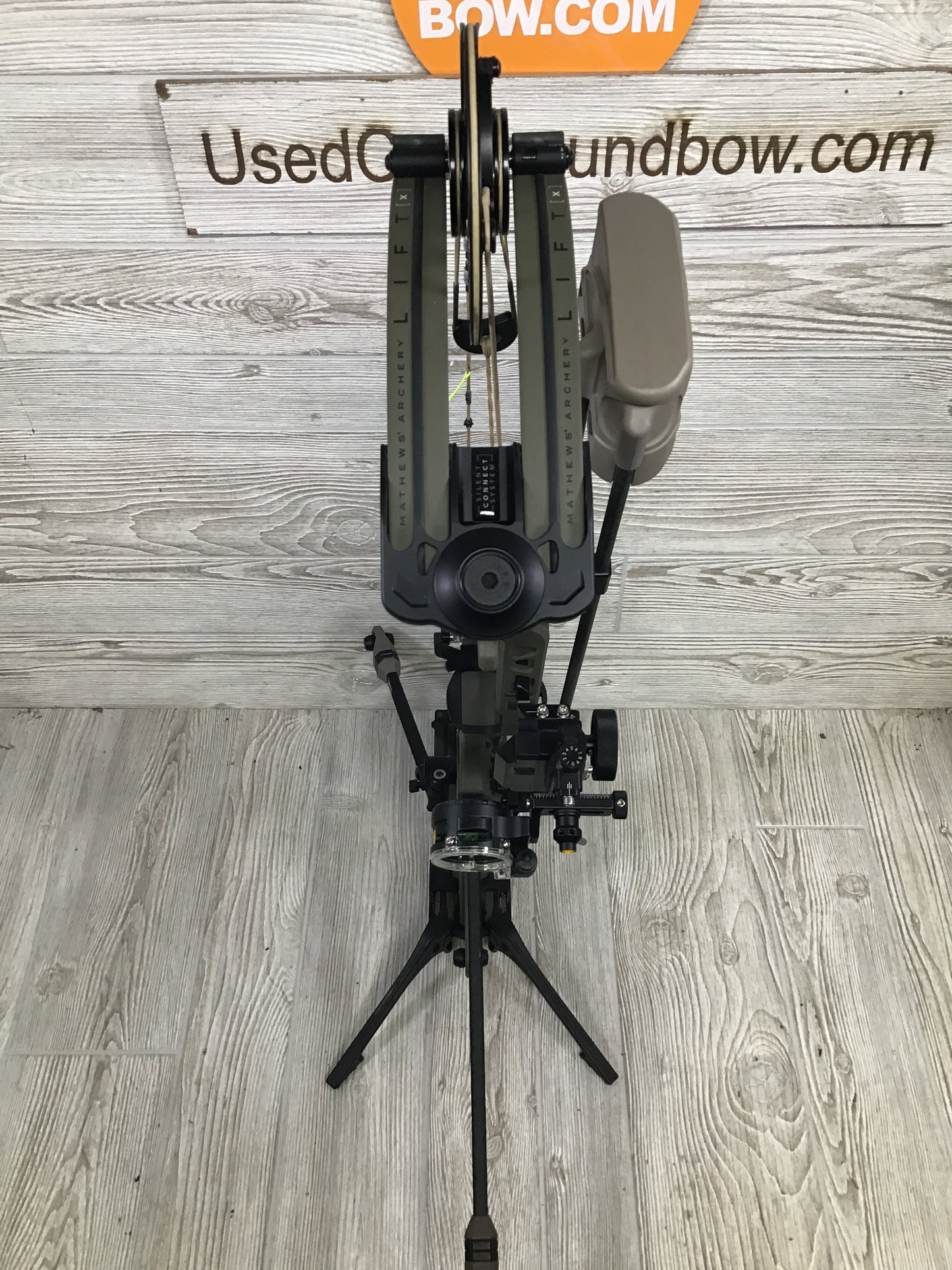 Used Mathews LIFT X 29.5 Left Hand Green Ambush LOADED package