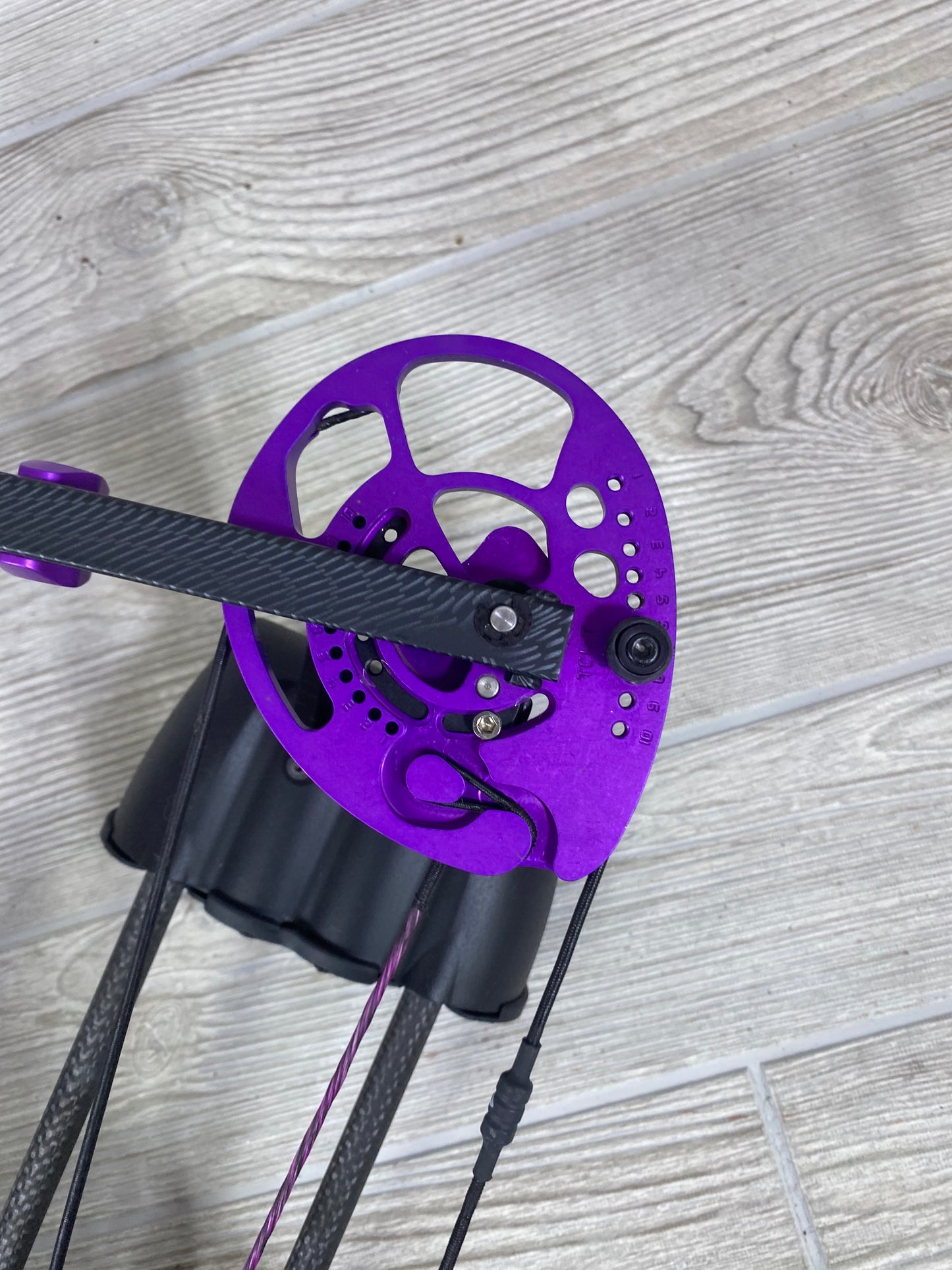 Used Bowtech Carbon Rose Right Handed Bow Pkg