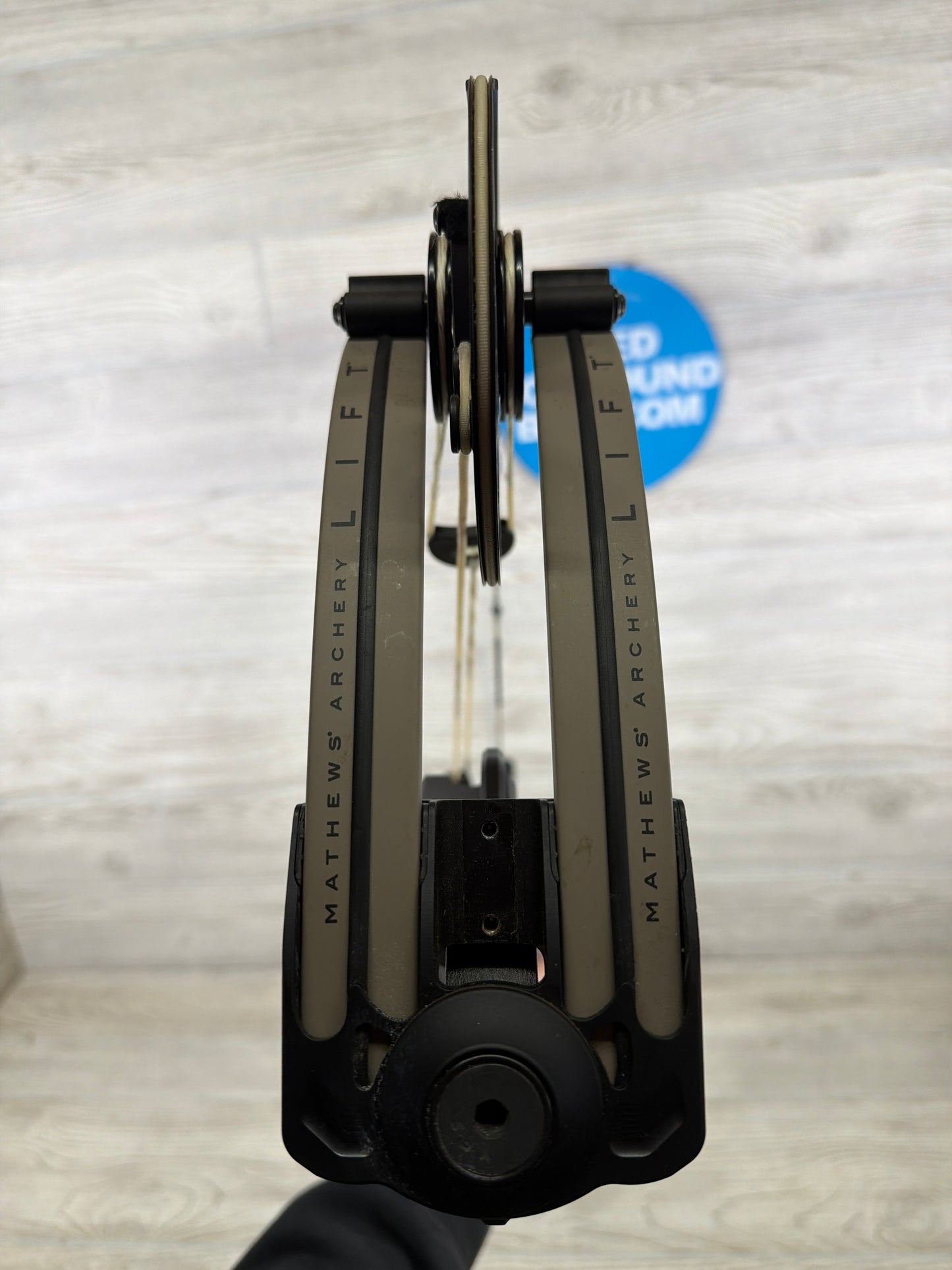 Used Mathews LIFT 29.5 28.5" 60lb Black Riser/Granite Limbs Right Hand Bow w/ Mathews IMX Rest