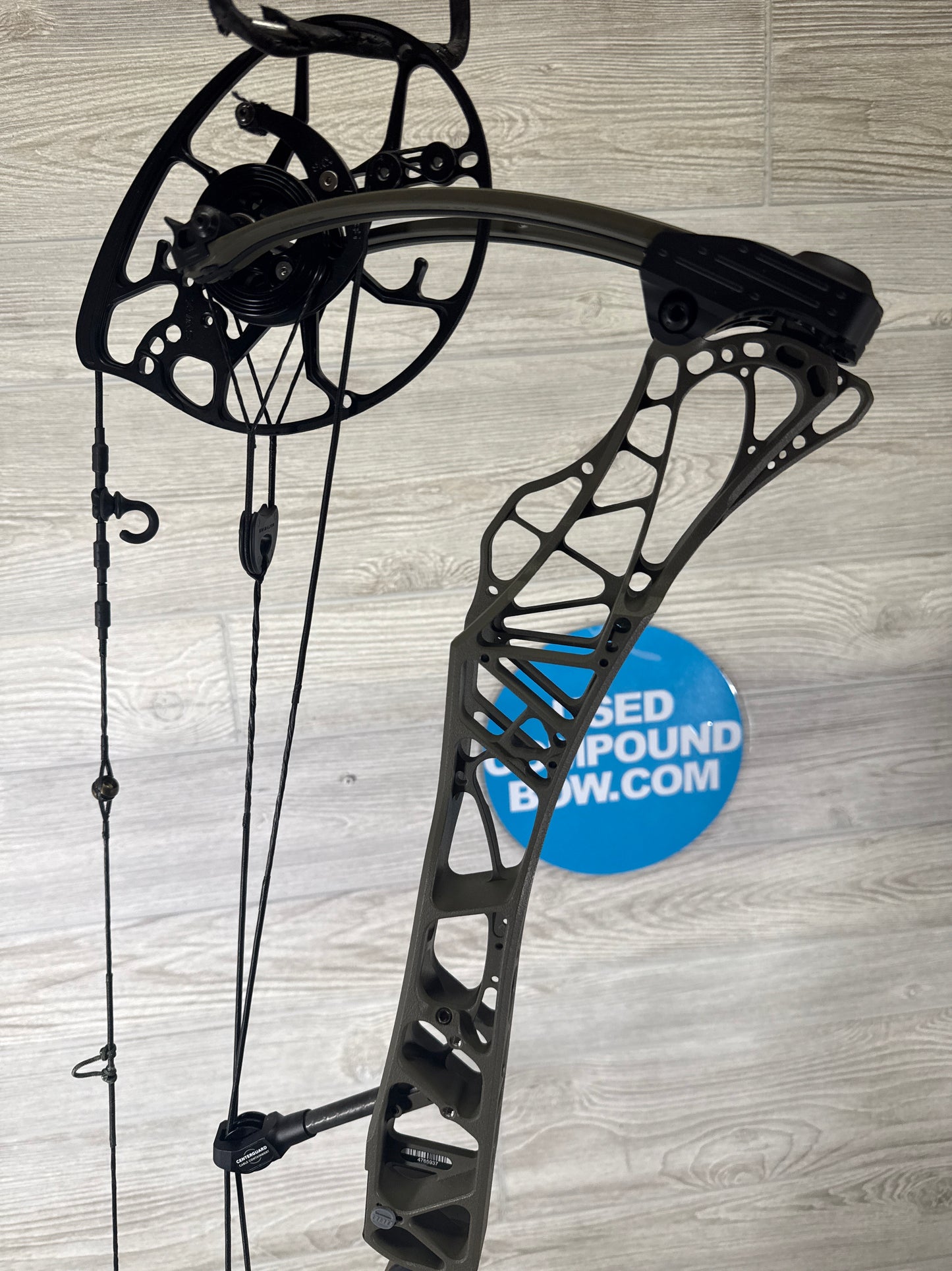 Used Mathews Lift X 29.5 Right Hand Ambush