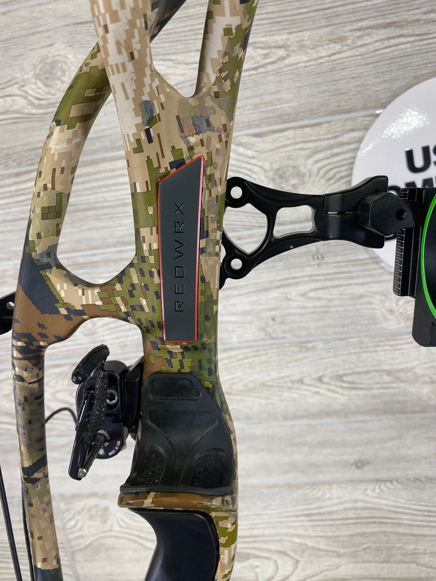 Hoyt RX-5 Sitka Subalpine 60-70# 25-30 Left hand PKG