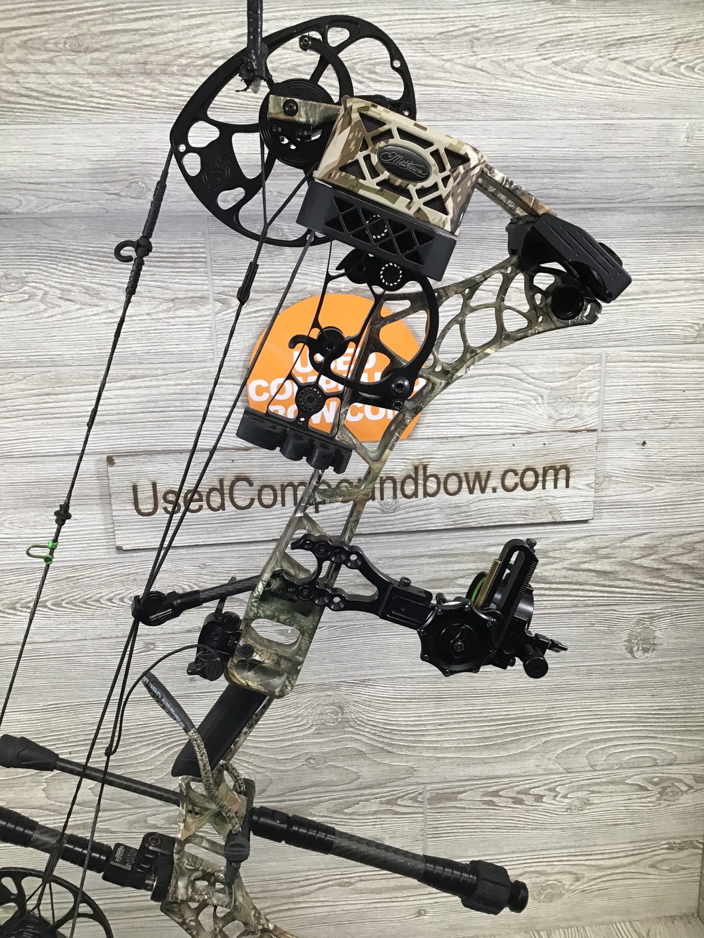 Used Mathews V3 27 RH Realtree Camo Package
