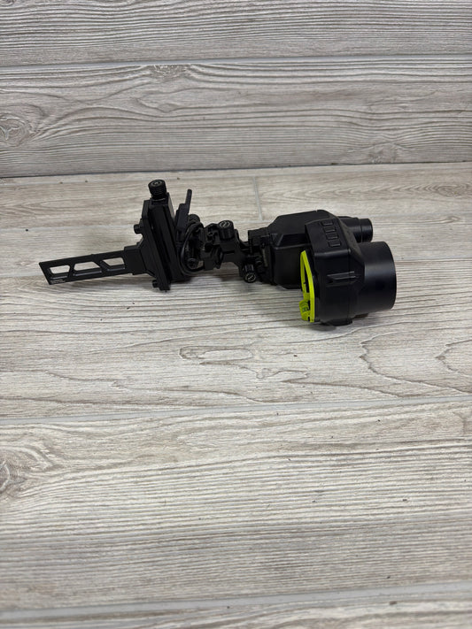 Garmin Xero A1i Pro Digital Bow Sight LH Bridgelock mount