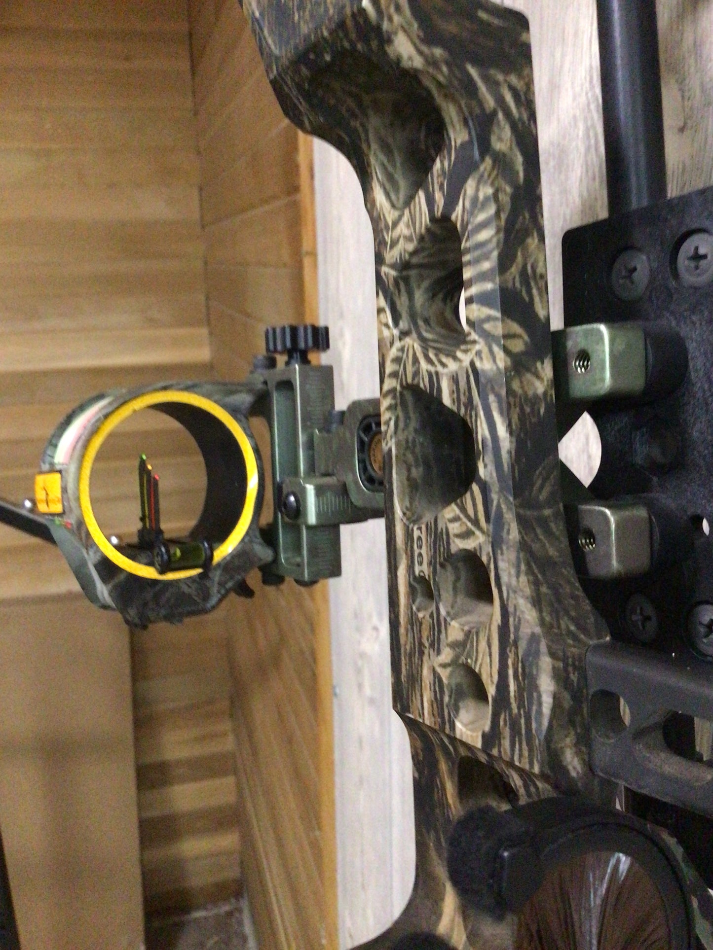Used Mathews LX 26" 60lb Right Handed Bow