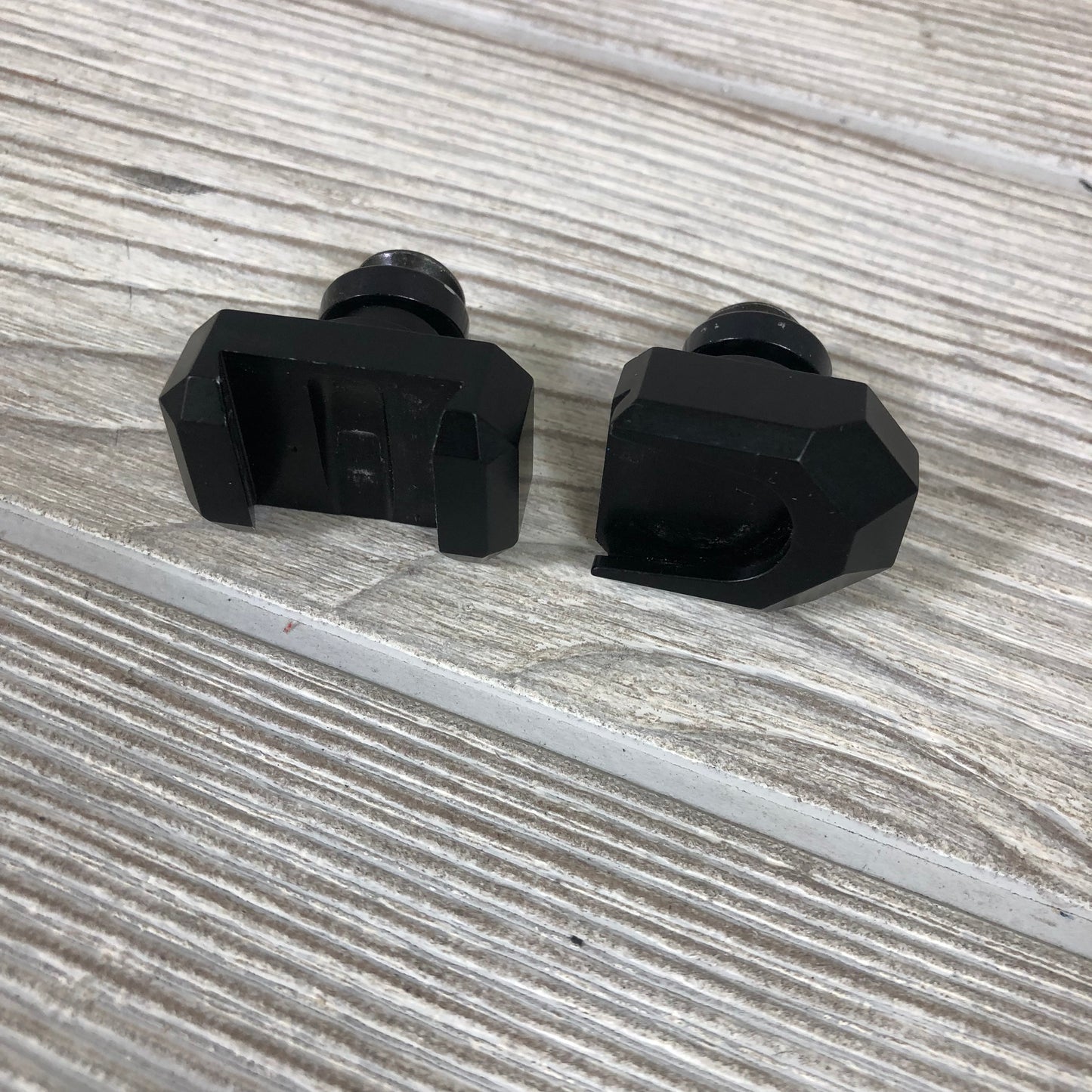 Mathews LowPro Detachable Right Hand Quiver Black CF