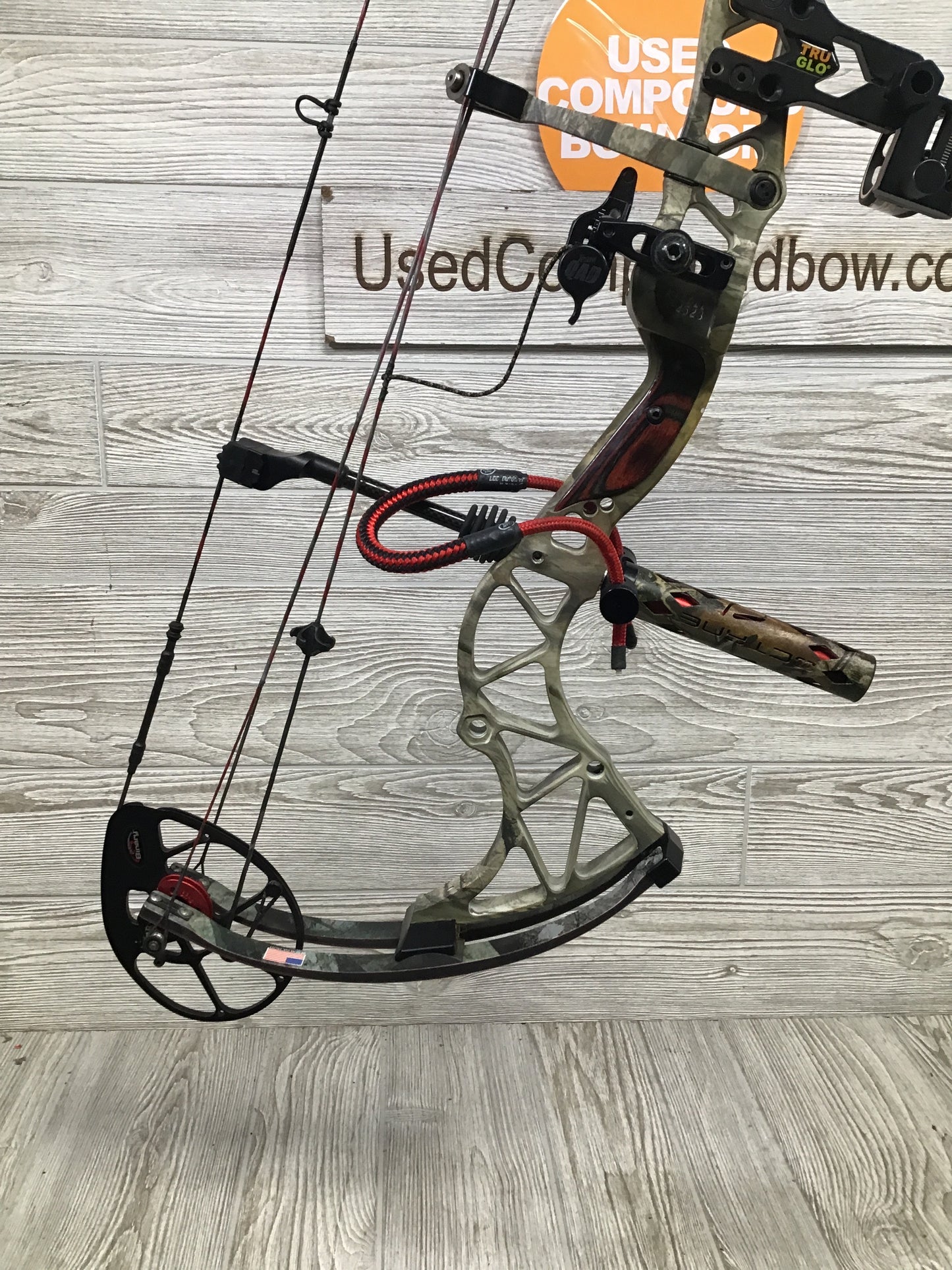 Used Bowtech Invasion 60-70# Right Handed Package