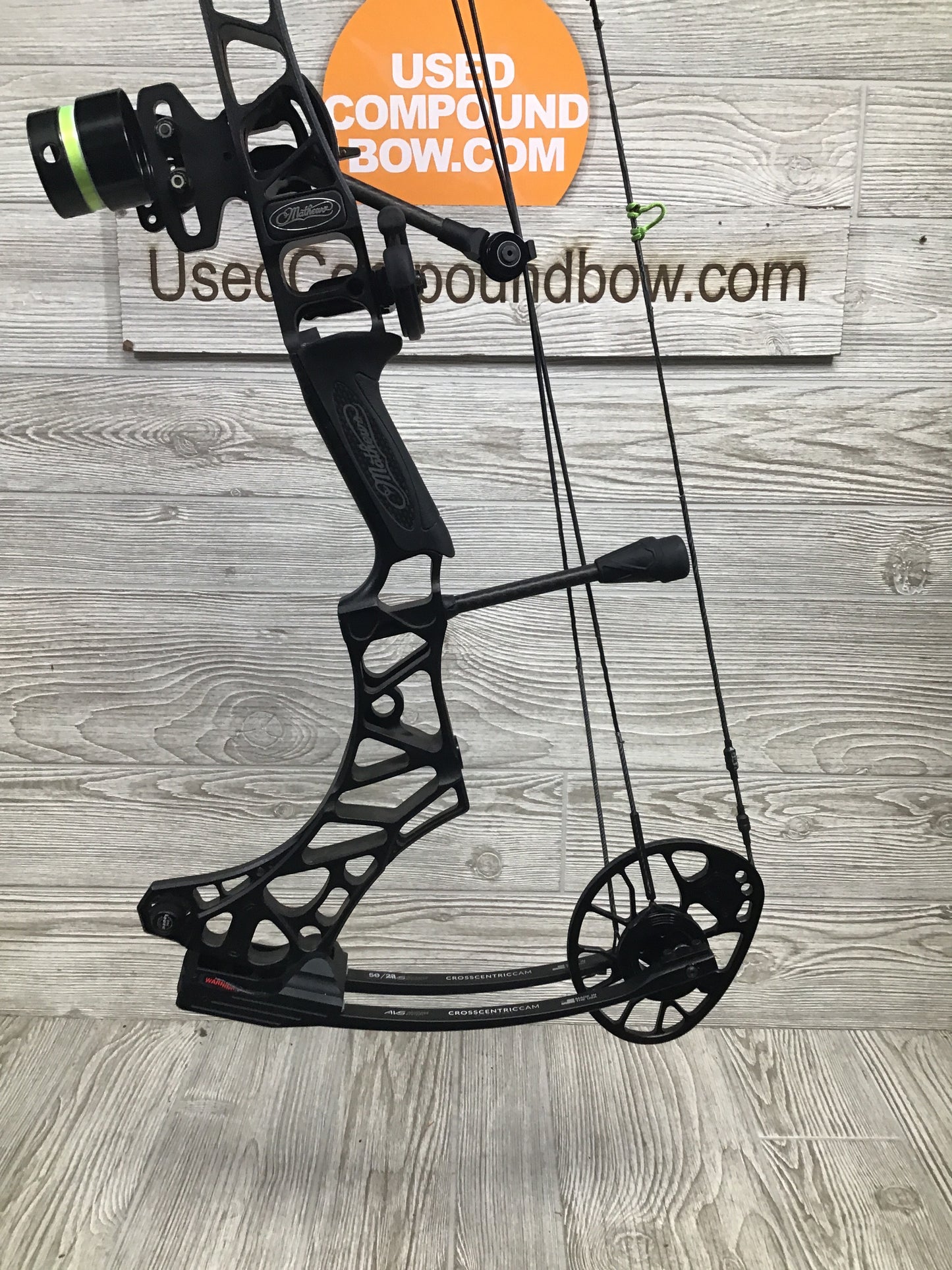 Mathews Prima Black RH bow Package 50#