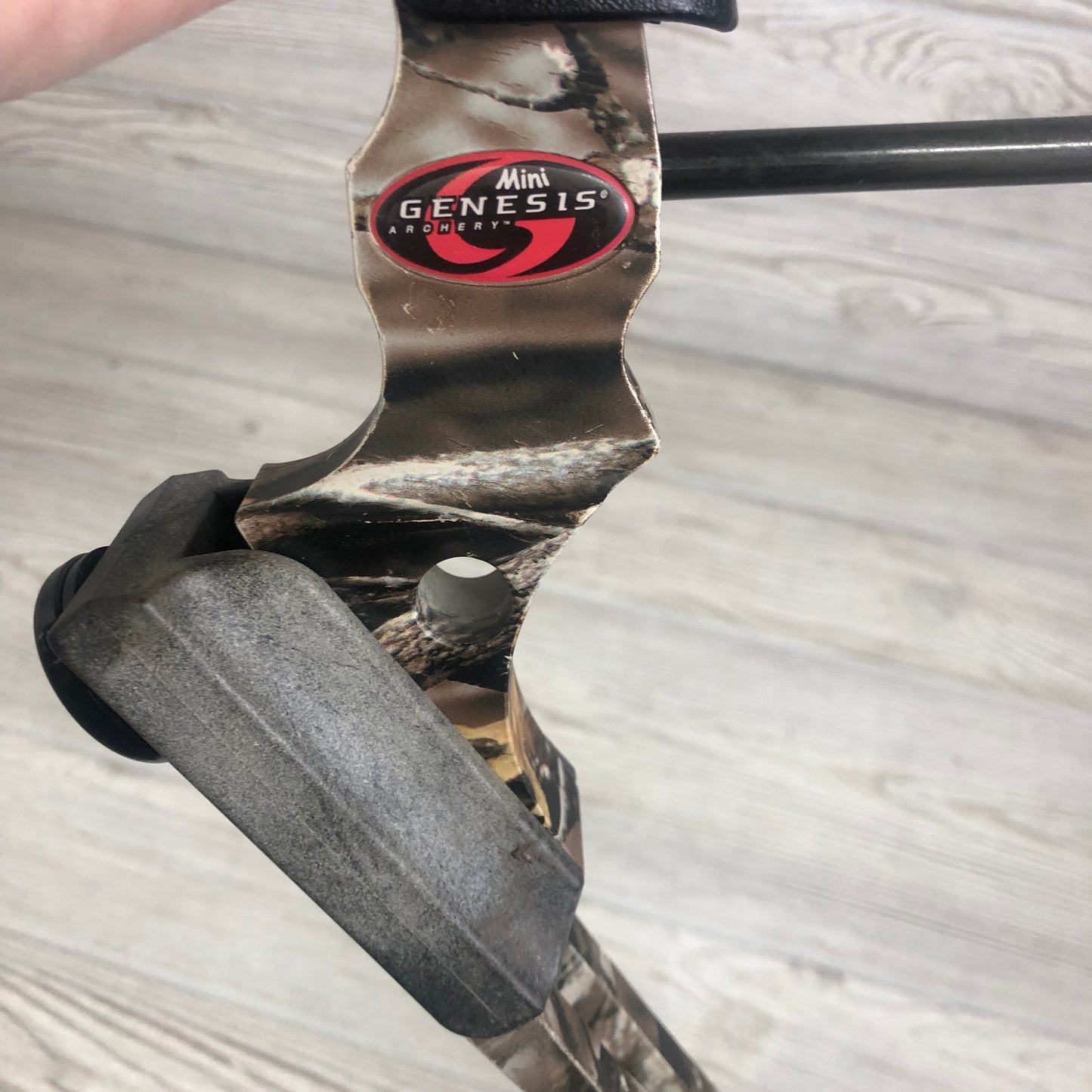 Used Genesis Mini Right Handed camo bow
