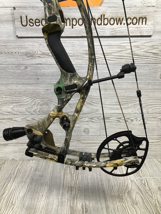 Used Hoyt RX-7 Right Hand 60-70# Realtree Edge 25-30"