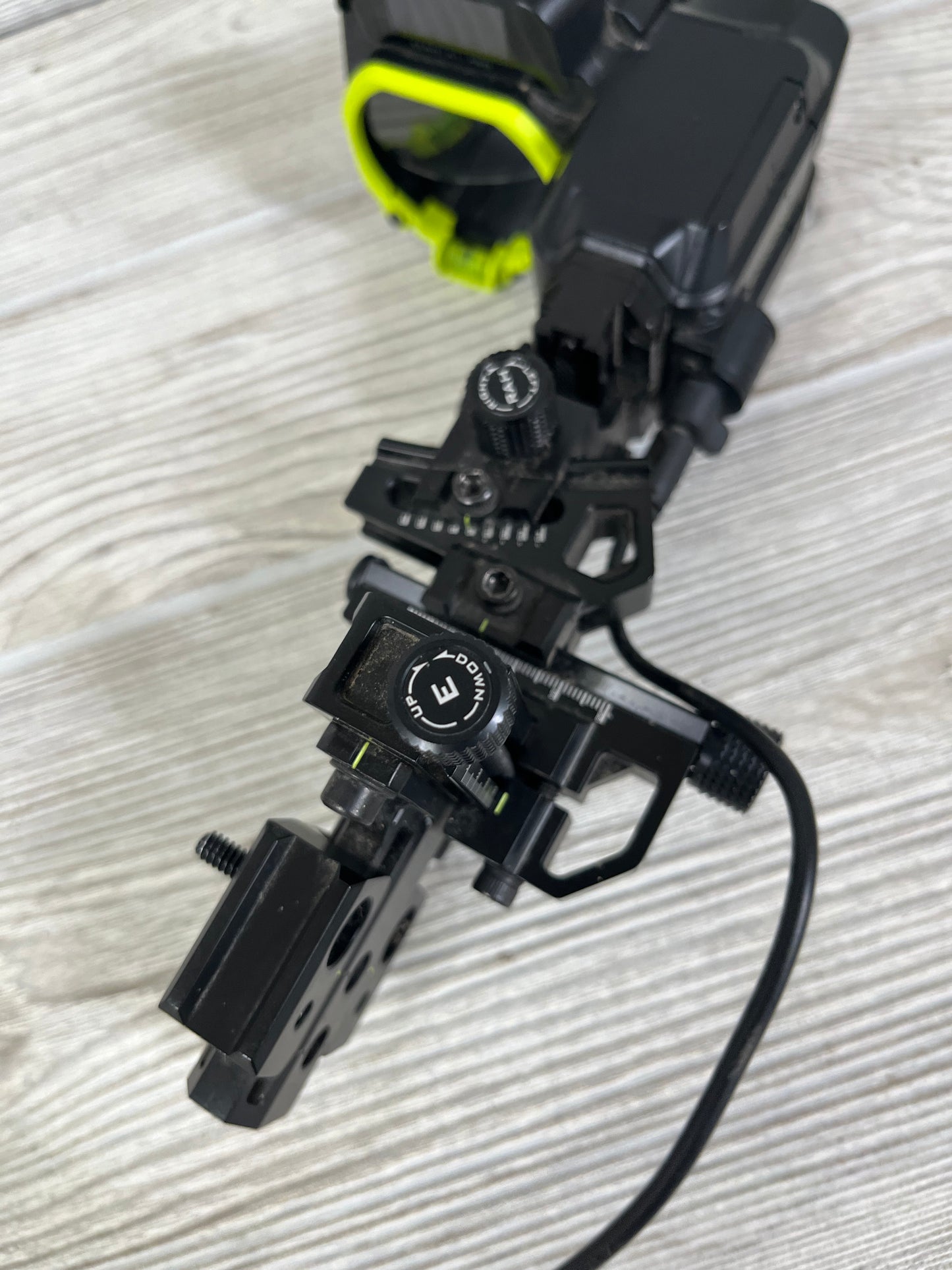 Garmin Xero A1i Pro Digital Bow Sight RH Side Mount Sight
