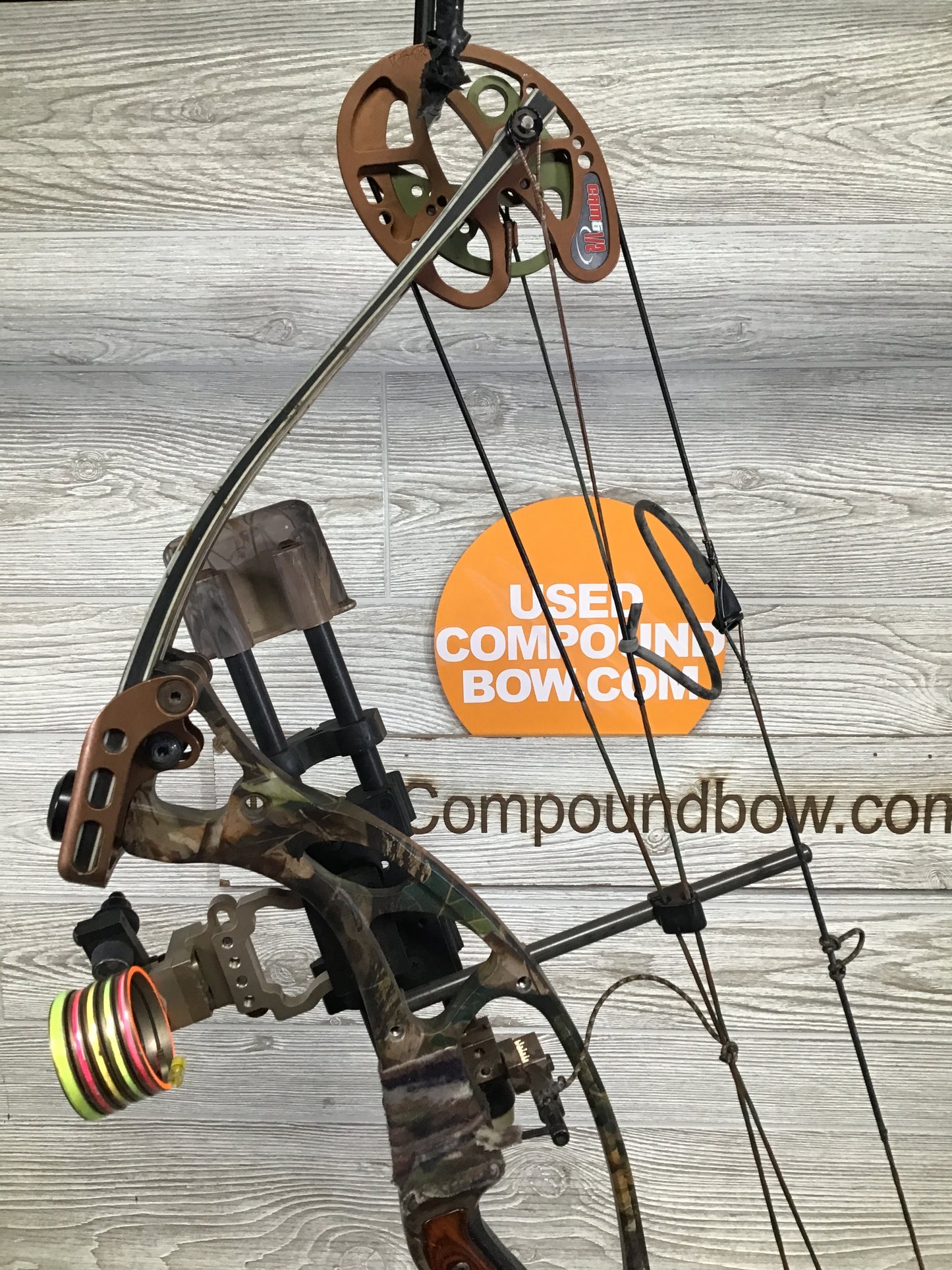 Used RH Hoyt ViperTec XT 1000 Hunt Ready PKG 60-70# Realtree