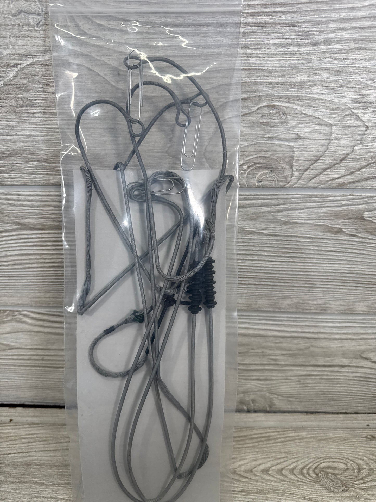 Used Elite Omnia Right Hand 70lb sienna, brown package