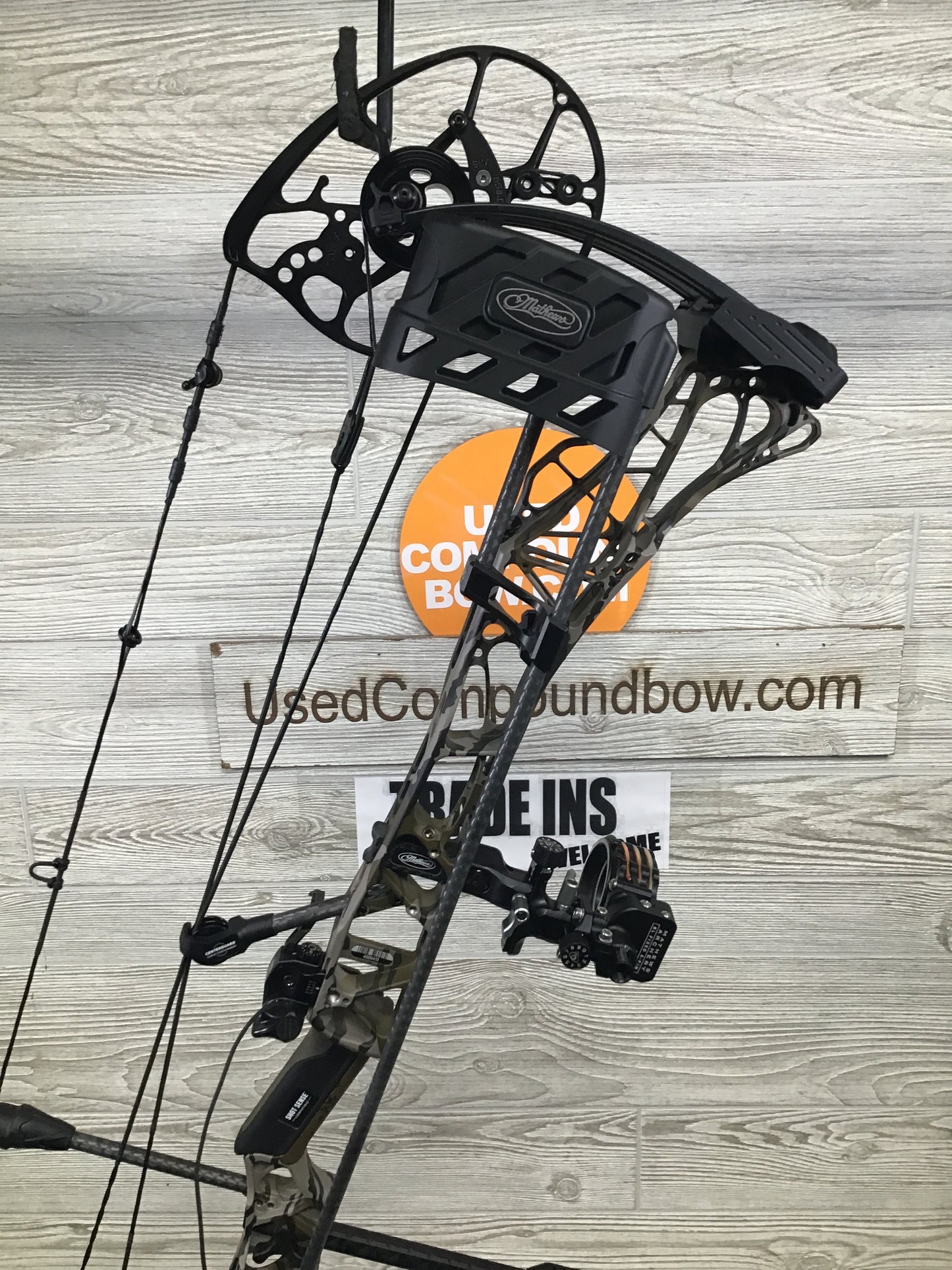 Used Mathews Lift X 29.5 Right Hand Bottomlands riser/Black limbs 28.5/65# LOADED Package