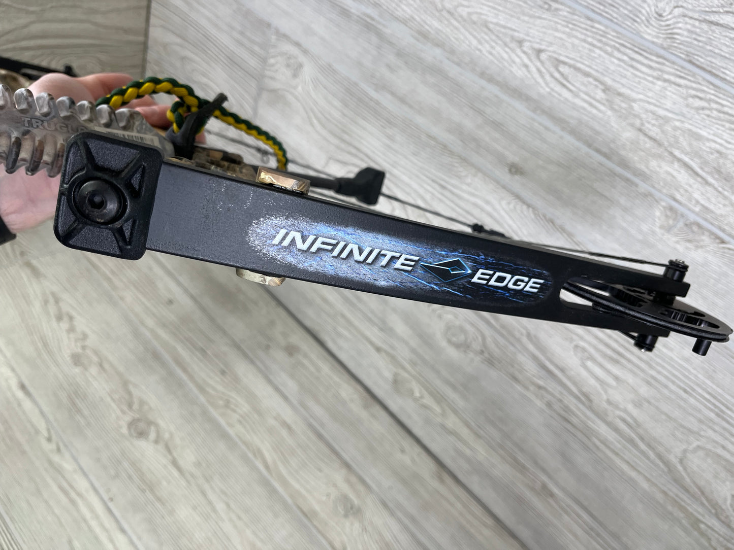Diamond Infinite Edge Right Hand Camo Package