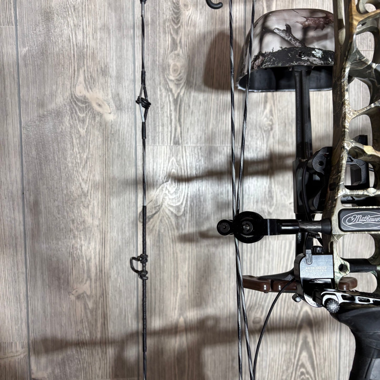 Used Mathews Vertix LH Realtree Package with Garmin