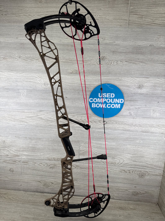 Used Mathews Lift X 33 Earth with Black limbs LH