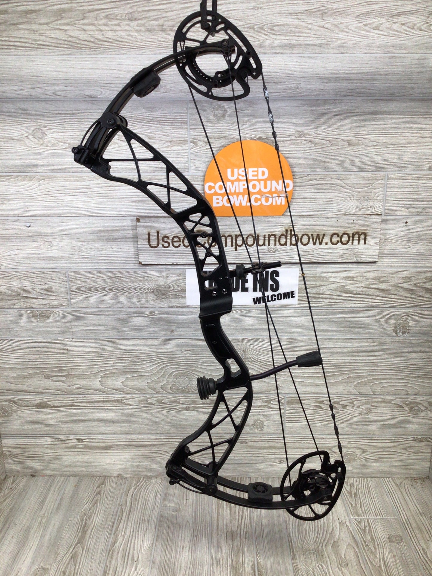 Xpedition Xscape 40-50# black right handed
