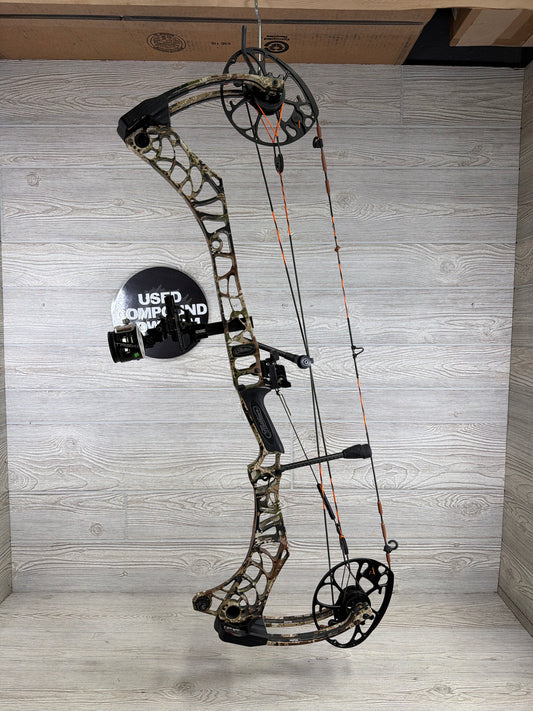 Mathews Phase 4 33 RH Sitka Sub Alpine Package