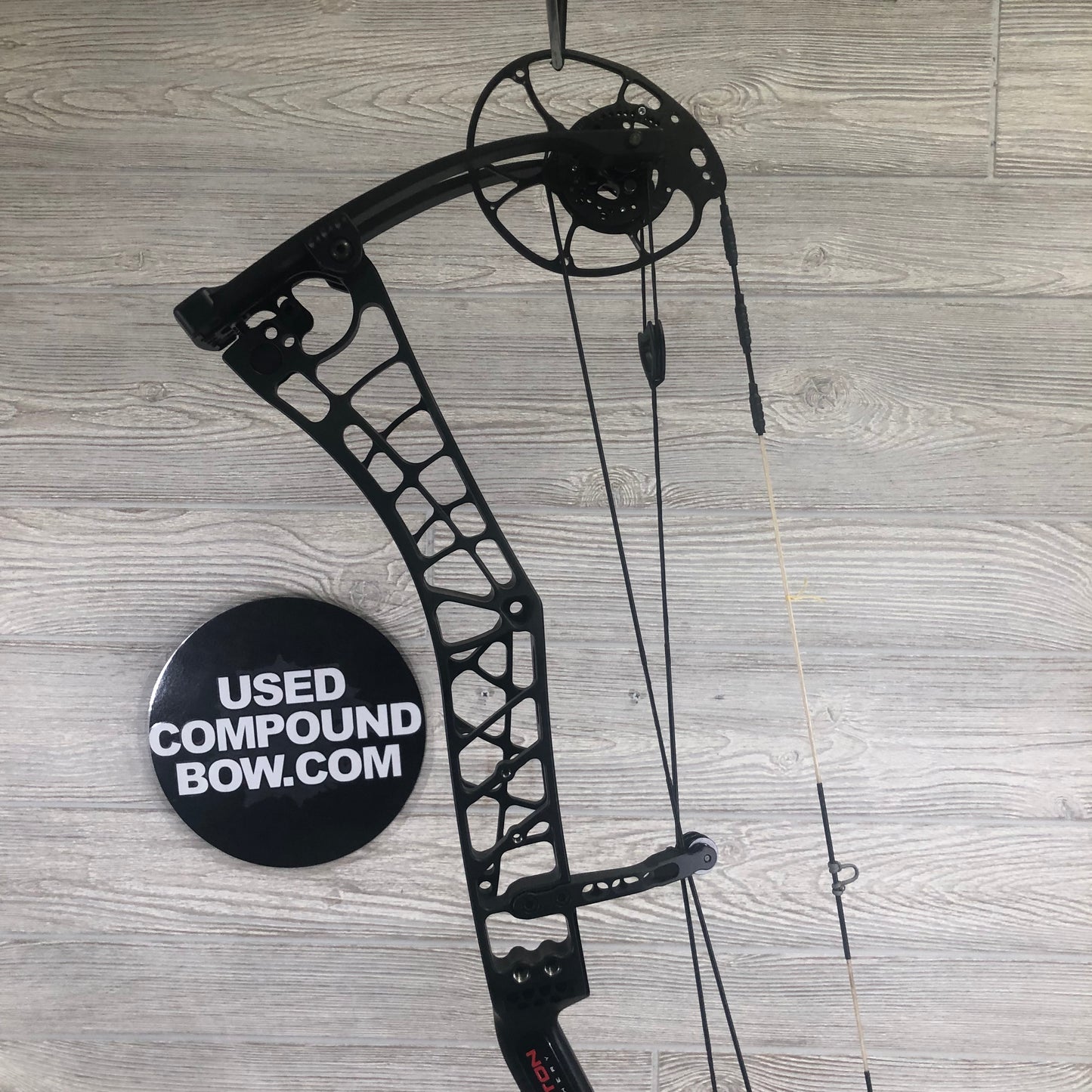 Darton Sequel 31 Left Handed 60-70lbs Black Bow