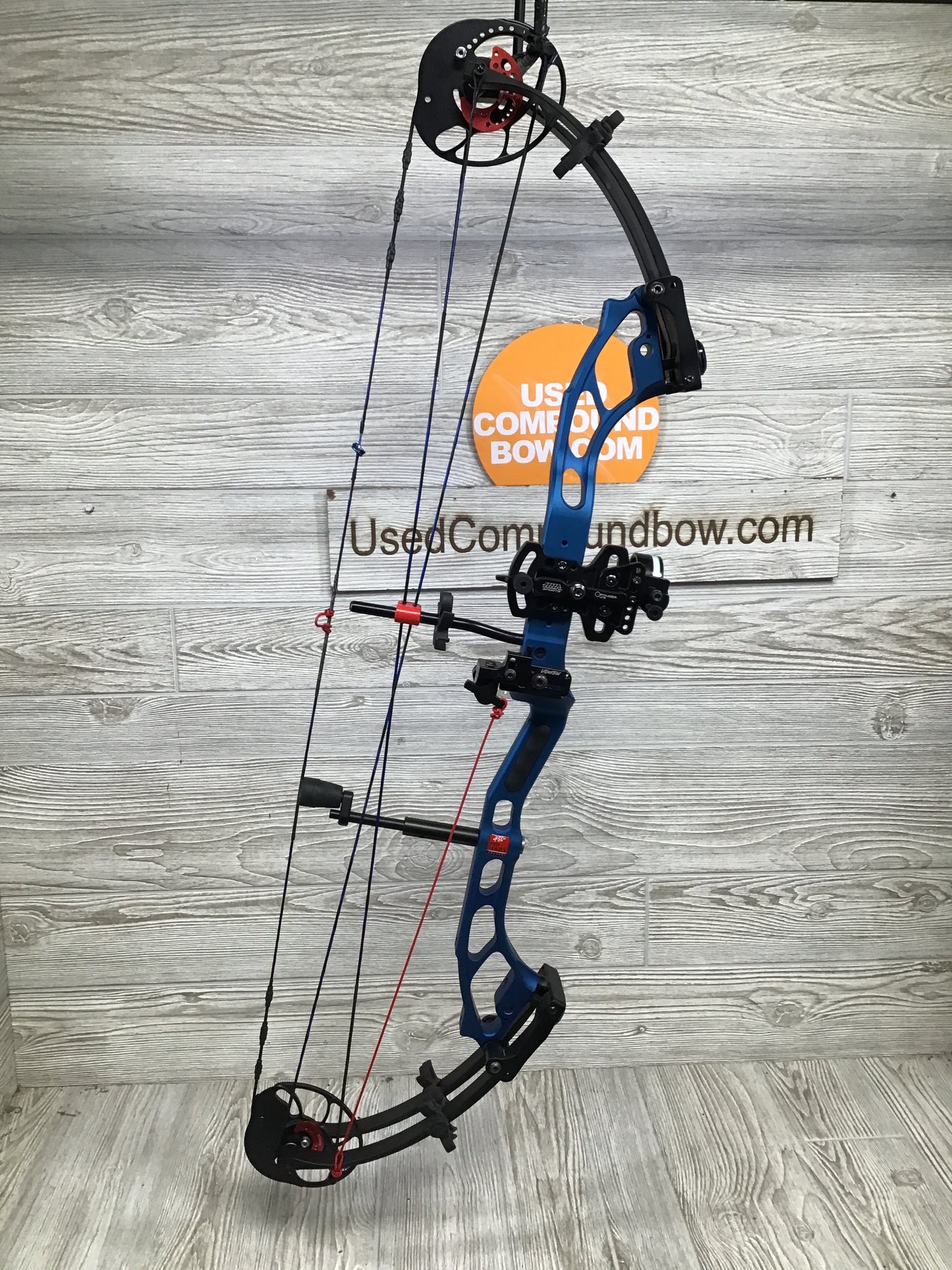 PSE Phenom SD Target Bow Package 60 lb max