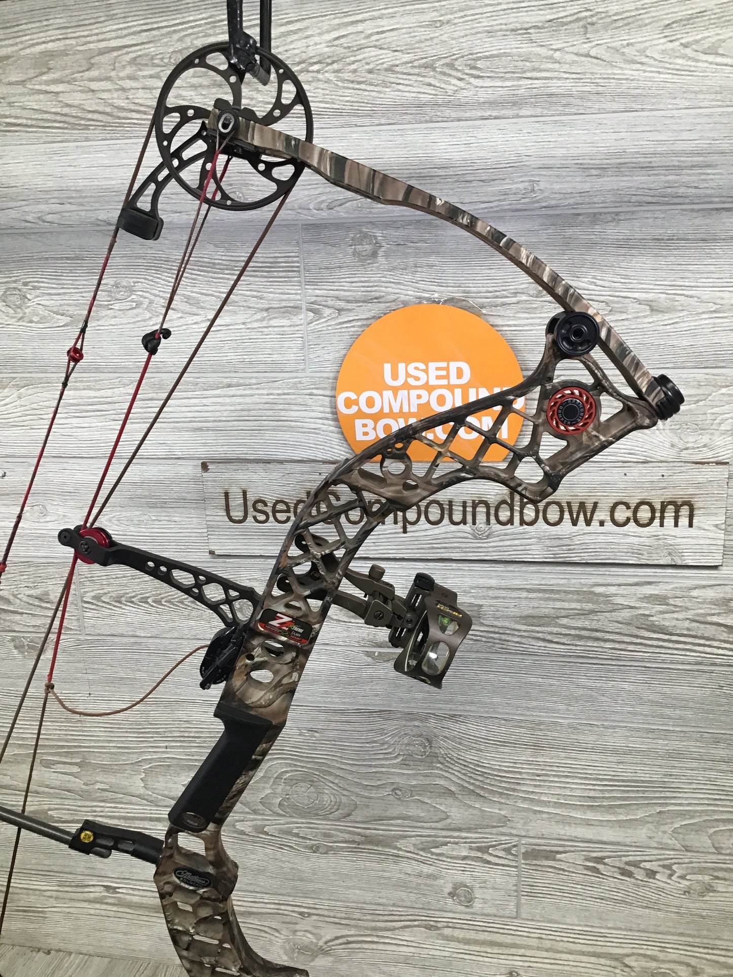Mathews Z7 Xtreme Left Hand Bow 29" 65lb PKG