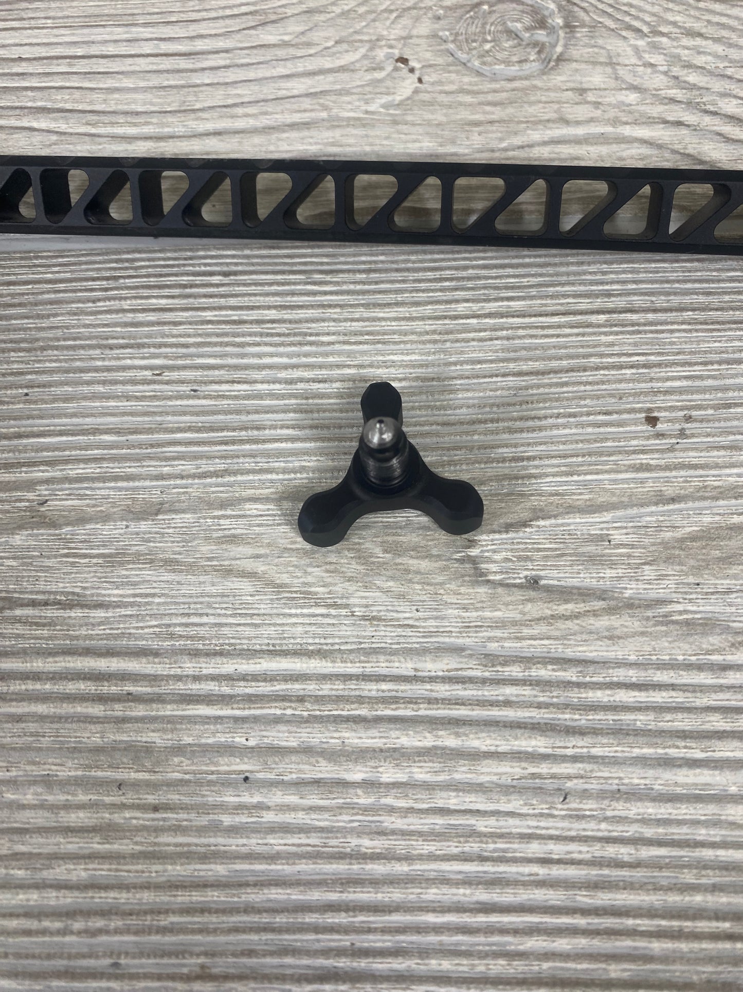 Used Mathews 12" Bridge-Lock Stabilizer Ambush Green