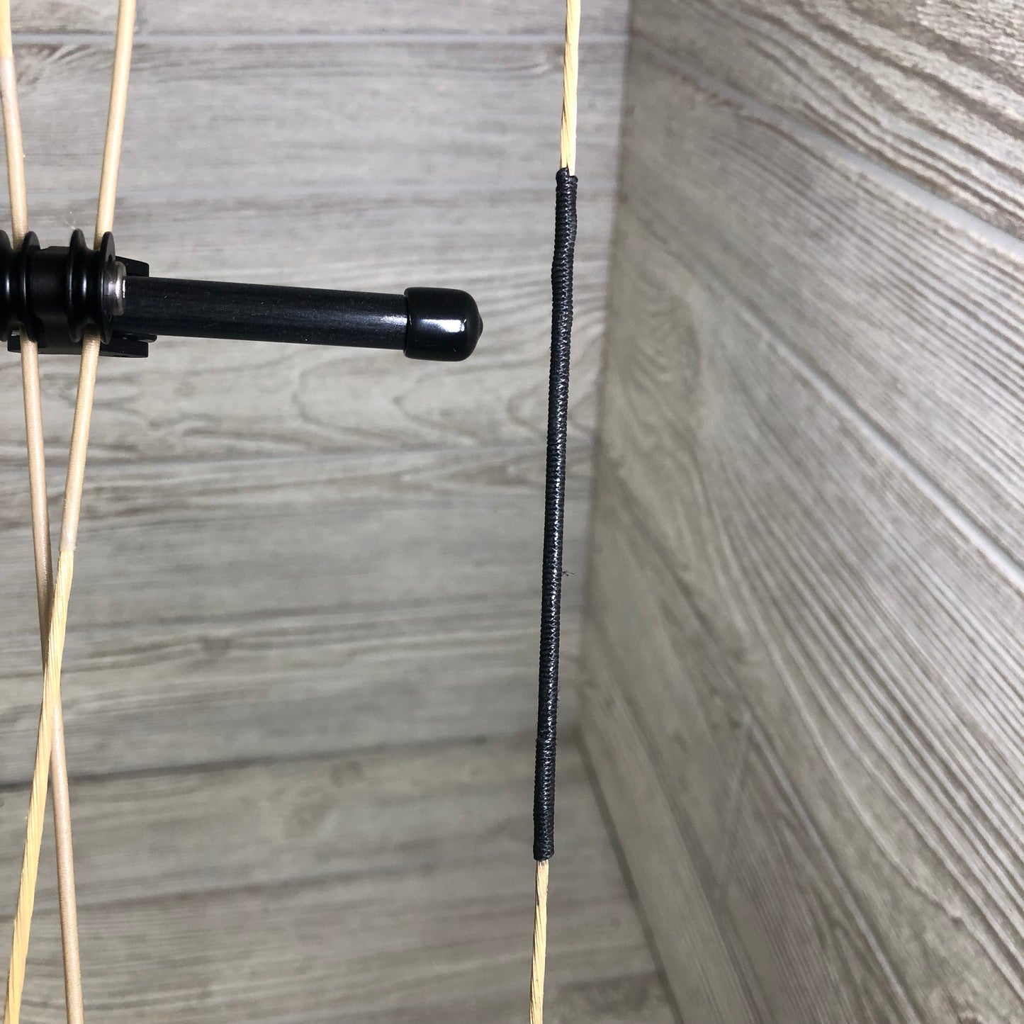 Bear Whitetail Maxx #70 Right hand black riser, camo limbs