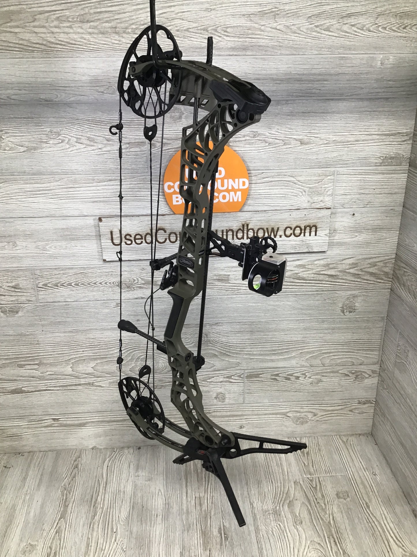 Used Mathews Image 27.5 47lbs LH Green Ambush Package