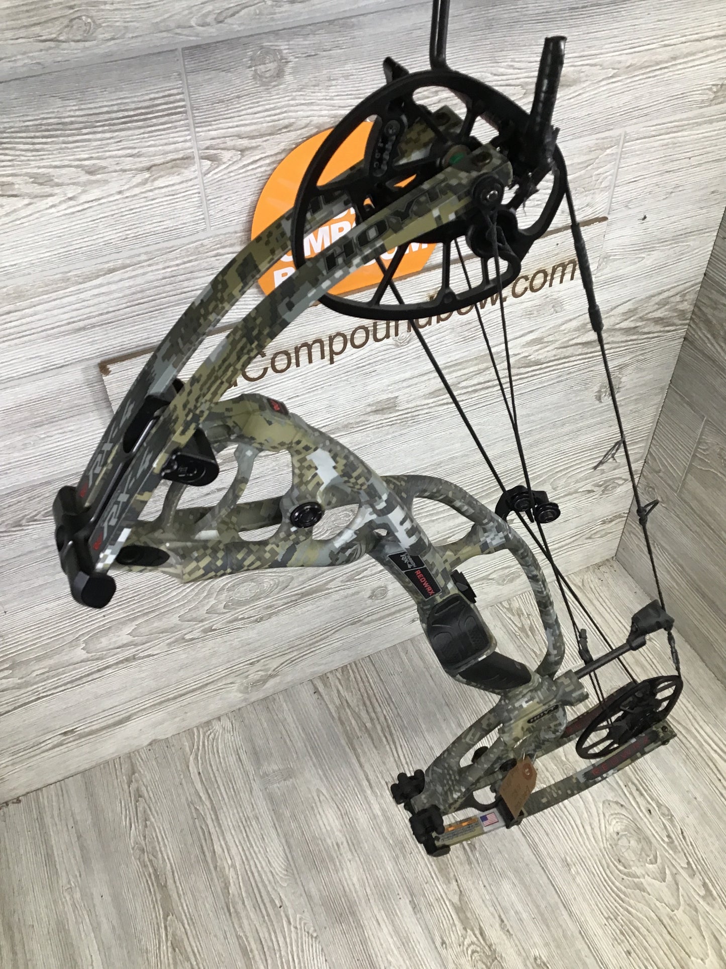 Hoyt RX-4 Right Handed Sitka Elevated 2 50-60# 25-30