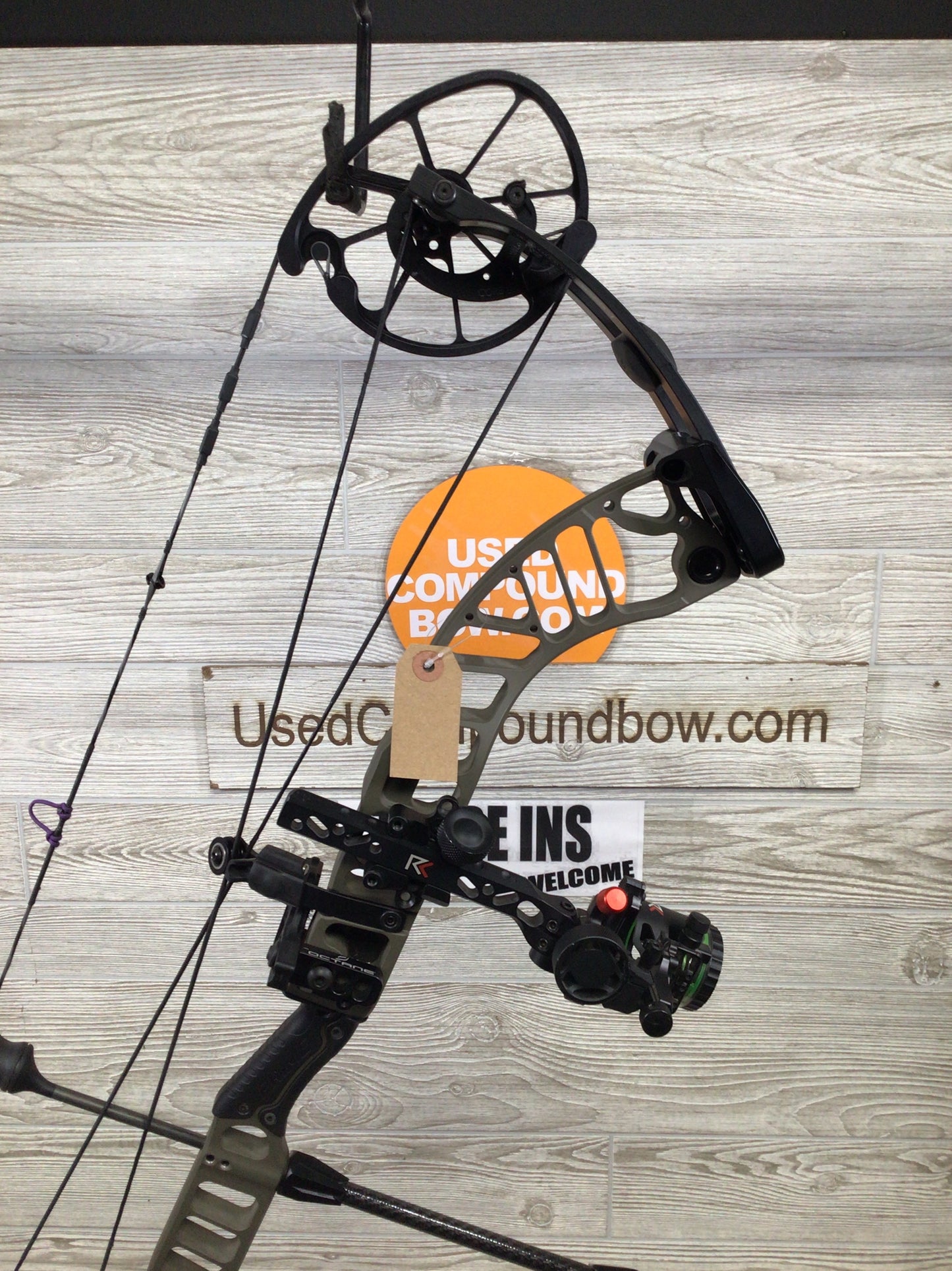 Prime Ronan Right Handed Morel / Black limbs 29/70 Package