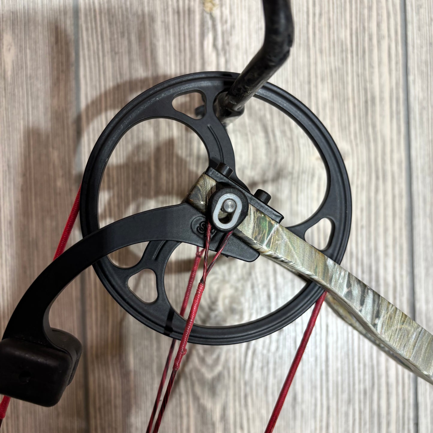 Used Mission Flare Right Handed Bow Package
