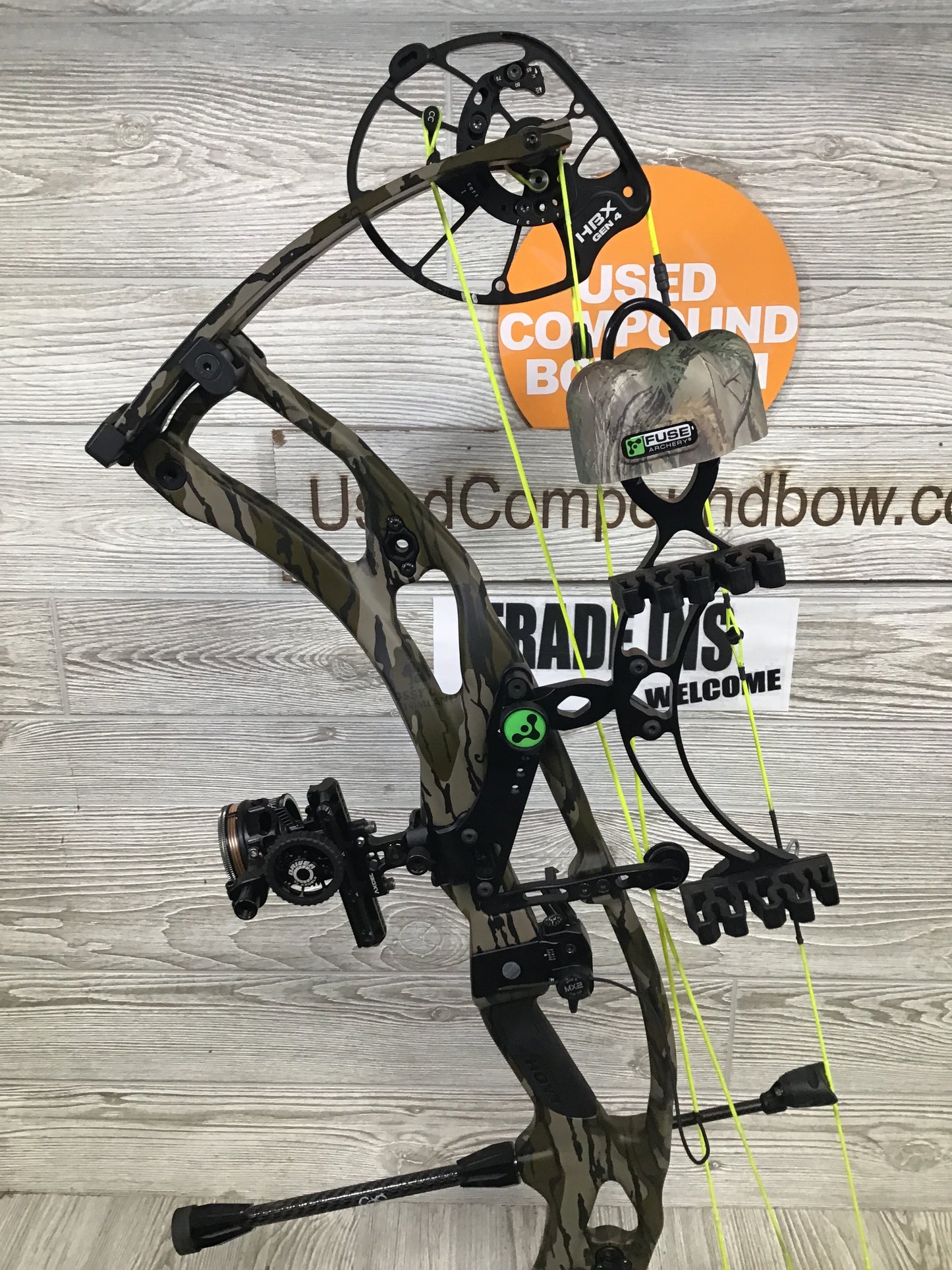 Used Hoyt RX-9 Ultra 28.25-29" 70lb Mossy Oak Bottomland Left Handed package