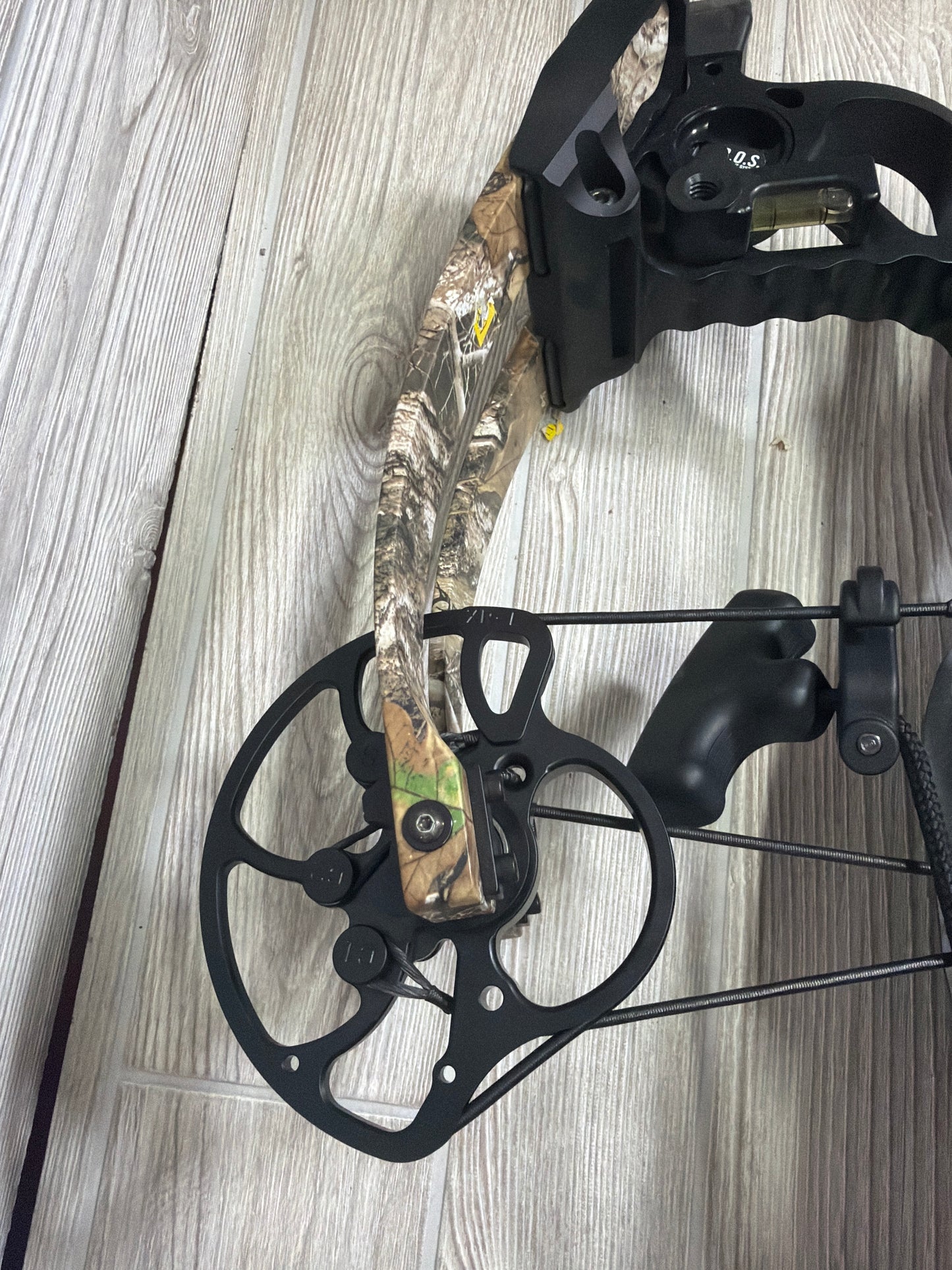 Used Mission Sub-1 XR Realtree Crossbow Package