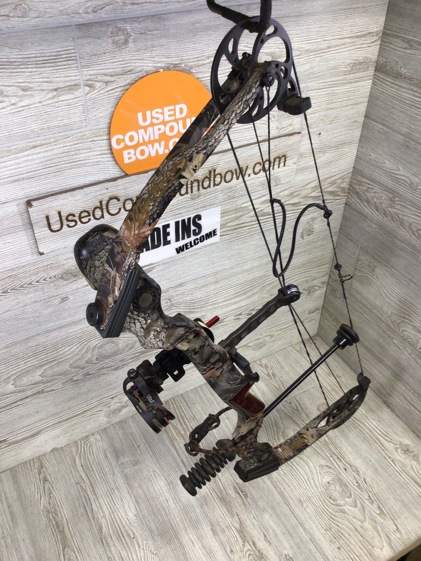 Mathews Switchback LD Right handed package 29"/70#